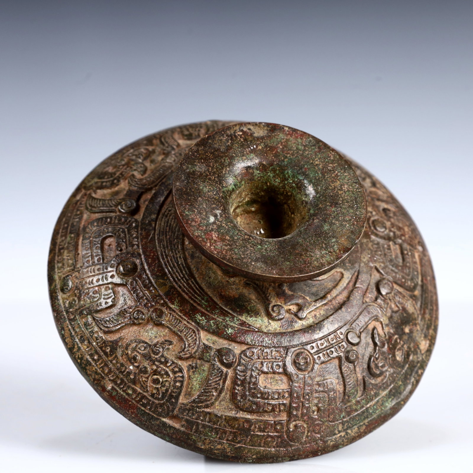 A Rare Bronze Dragon Pattern Double-Ears Cover Jar - 9