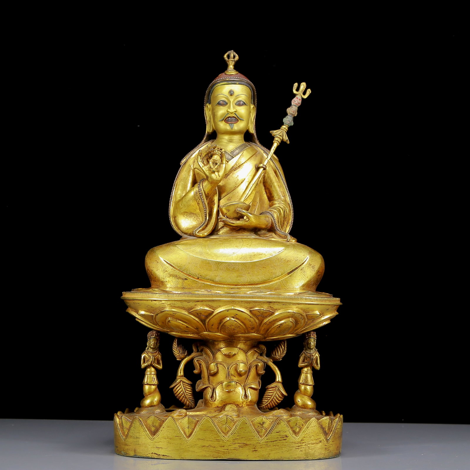 A Solemn Gilt Bronze Statue of Tsongkhapa: A Solemn Gilt Bronze Statue of Tsongkhapa,Ming Dynasty, China,Size:11inx9.1inx21.7in,Weight:13280g 铜鎏金宗喀巴像，明代
