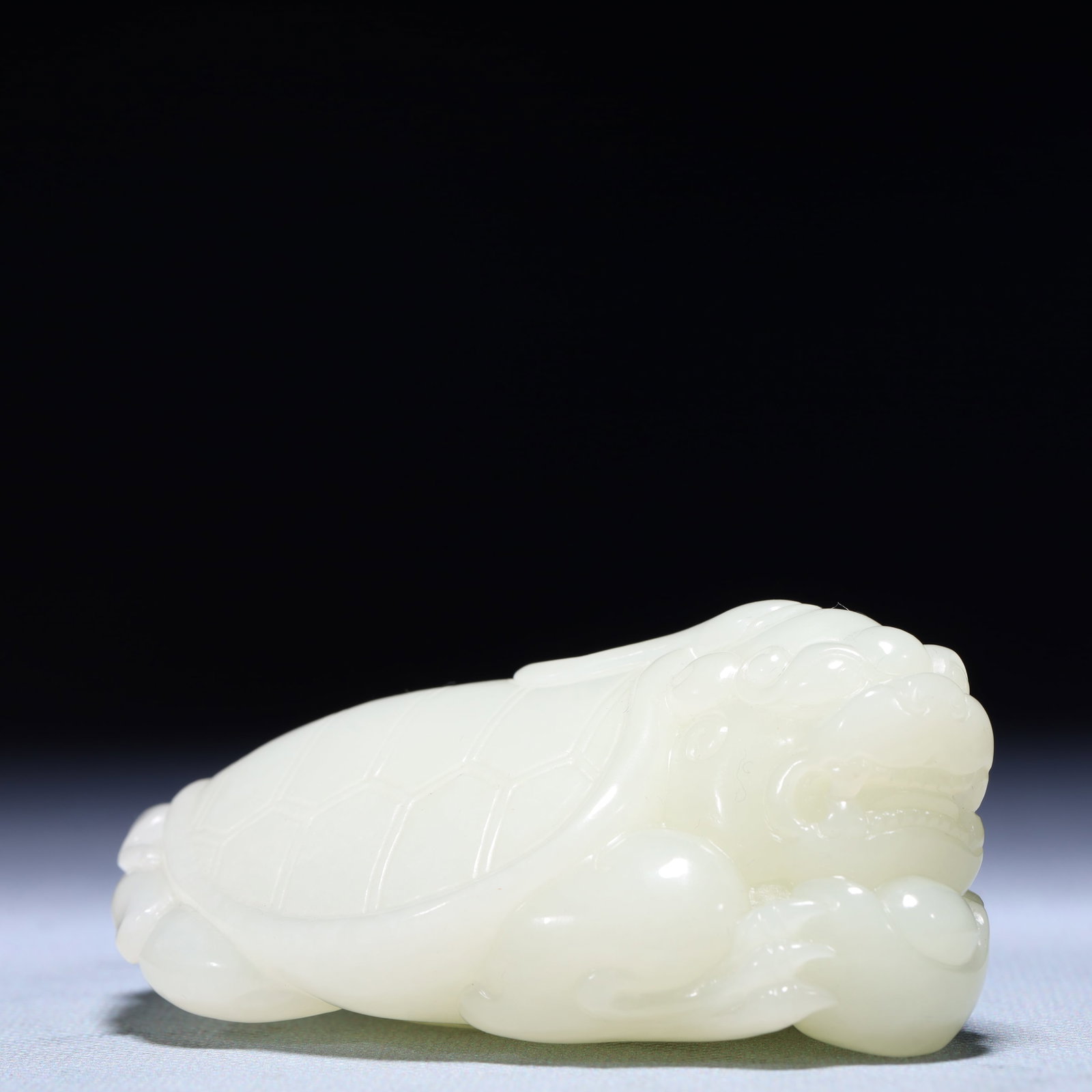 An Exquisite White Jade Dragon Turtle Ornament - 2