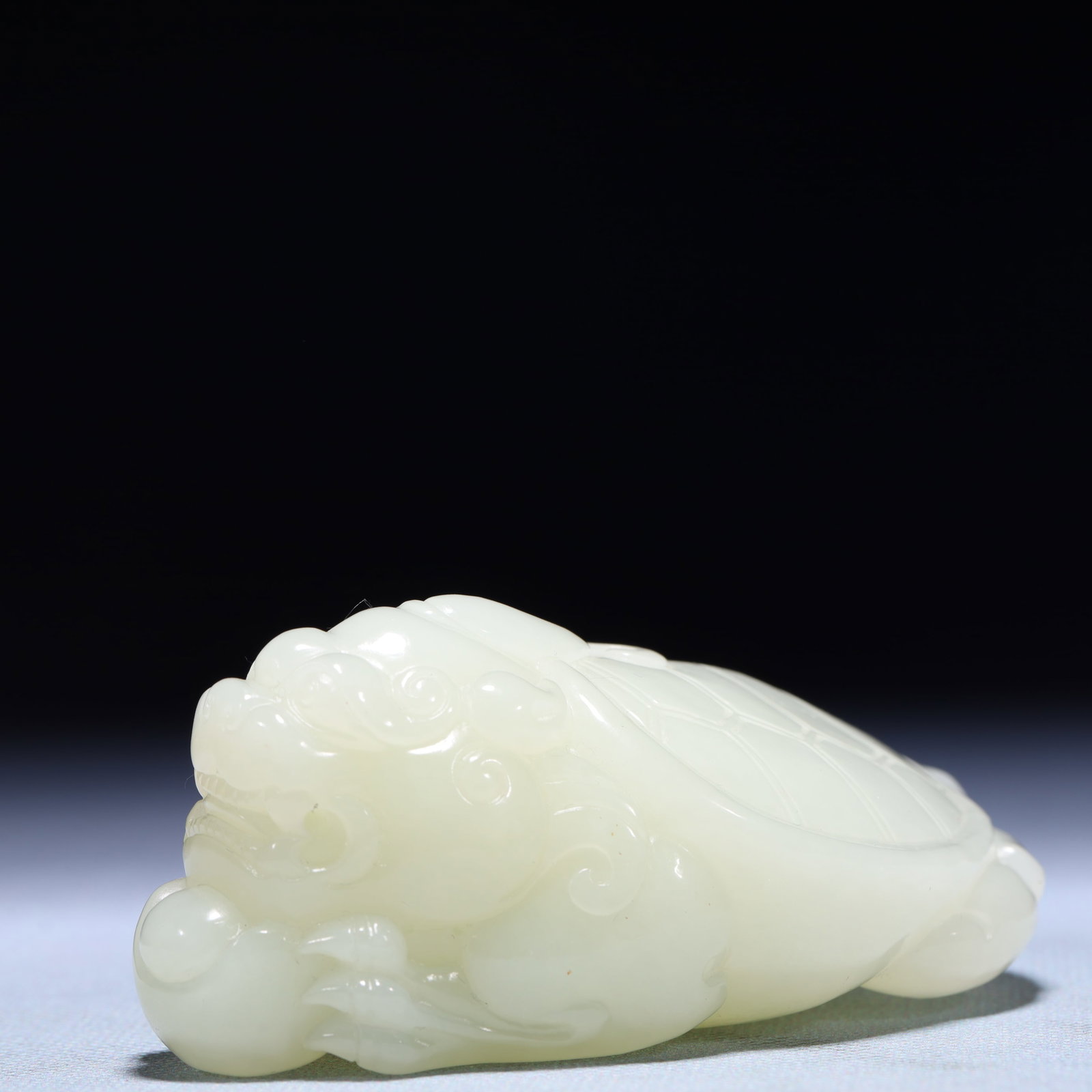 An Exquisite White Jade Dragon Turtle Ornament - 4