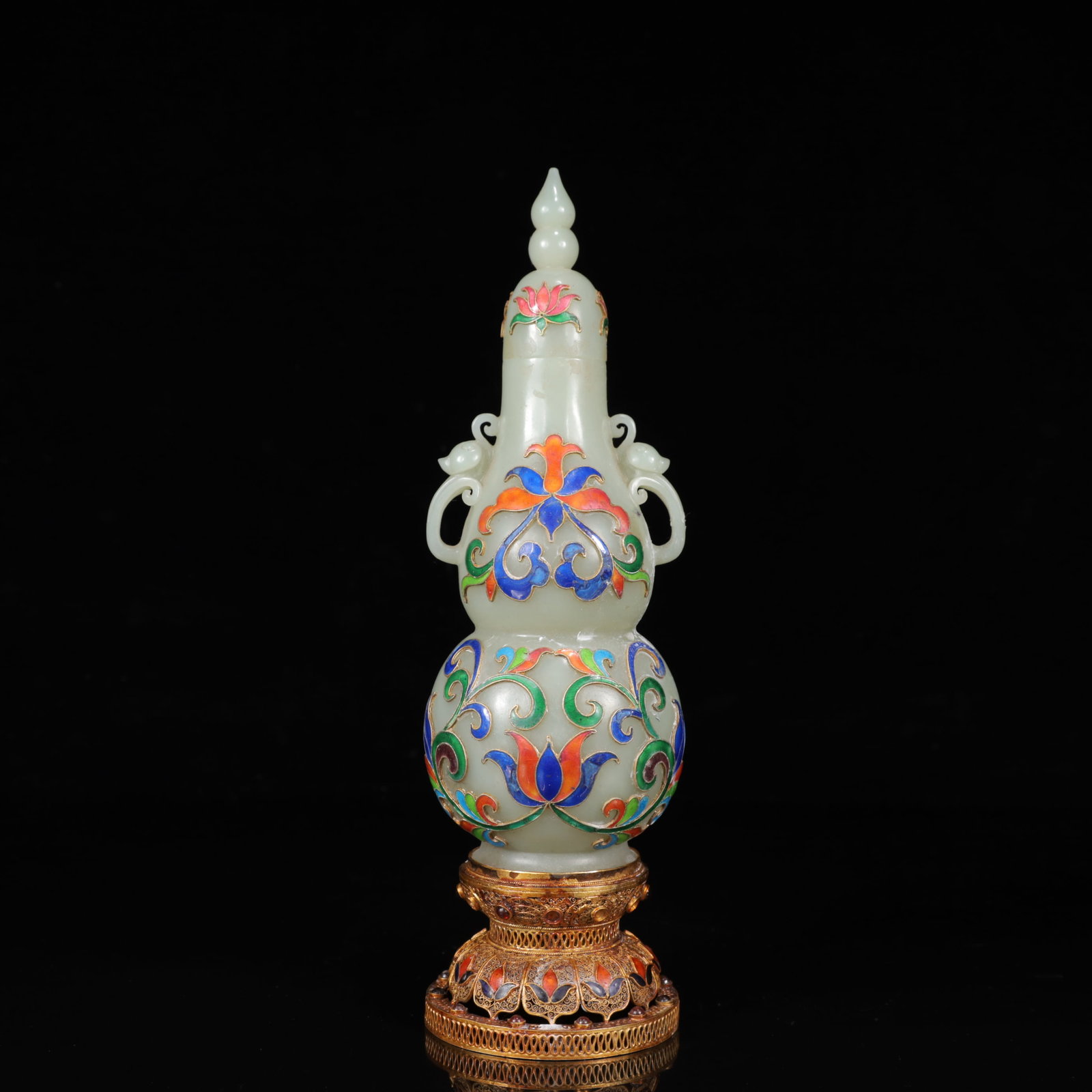 An Exquisite White Jade Inlaid Gems Flower Pattern Double-Ears Vase: An Exquisite White Jade Inlaid Gems Flower Pattern Double-Ears Vase,Qing Dynasty,China,Size:(Vase)3.1inx9.8in,(Box)14.2inx4.7inx6.7in,Weight:500g 白玉嵌百宝花ࡔ
