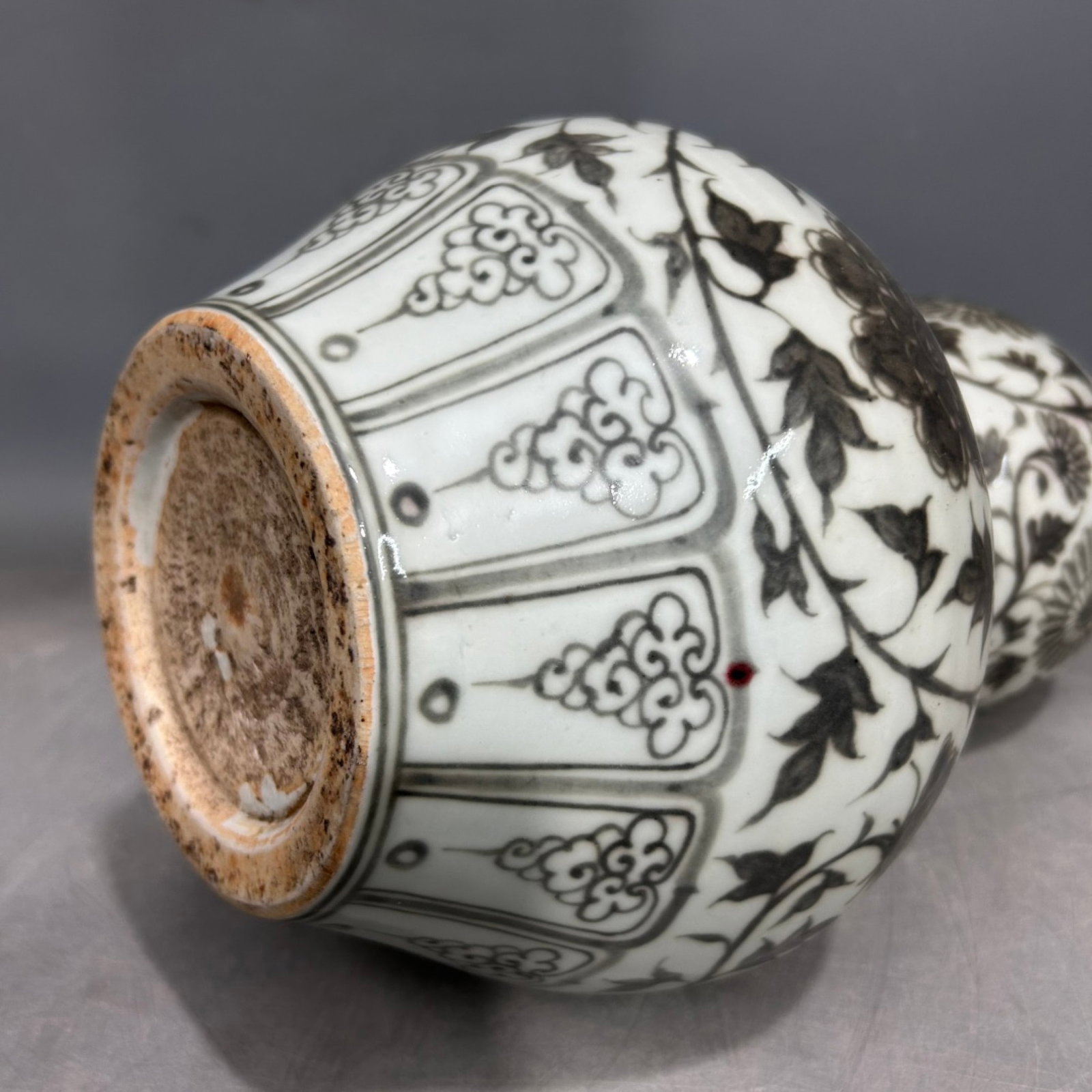A Rare Underglaze-Red Peony Pattern Gourd Vase - 5