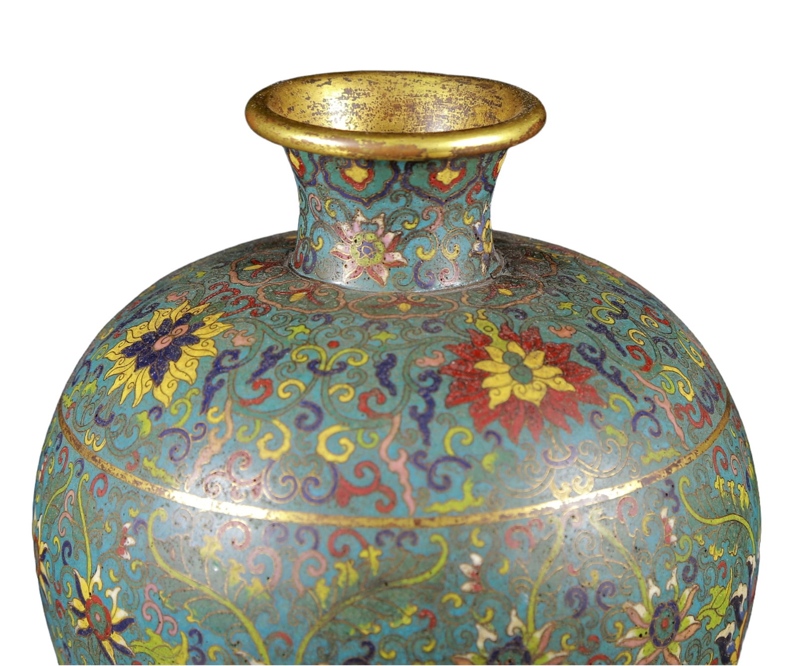 A Rare Cloisonne Flower Pattern Vase - 2