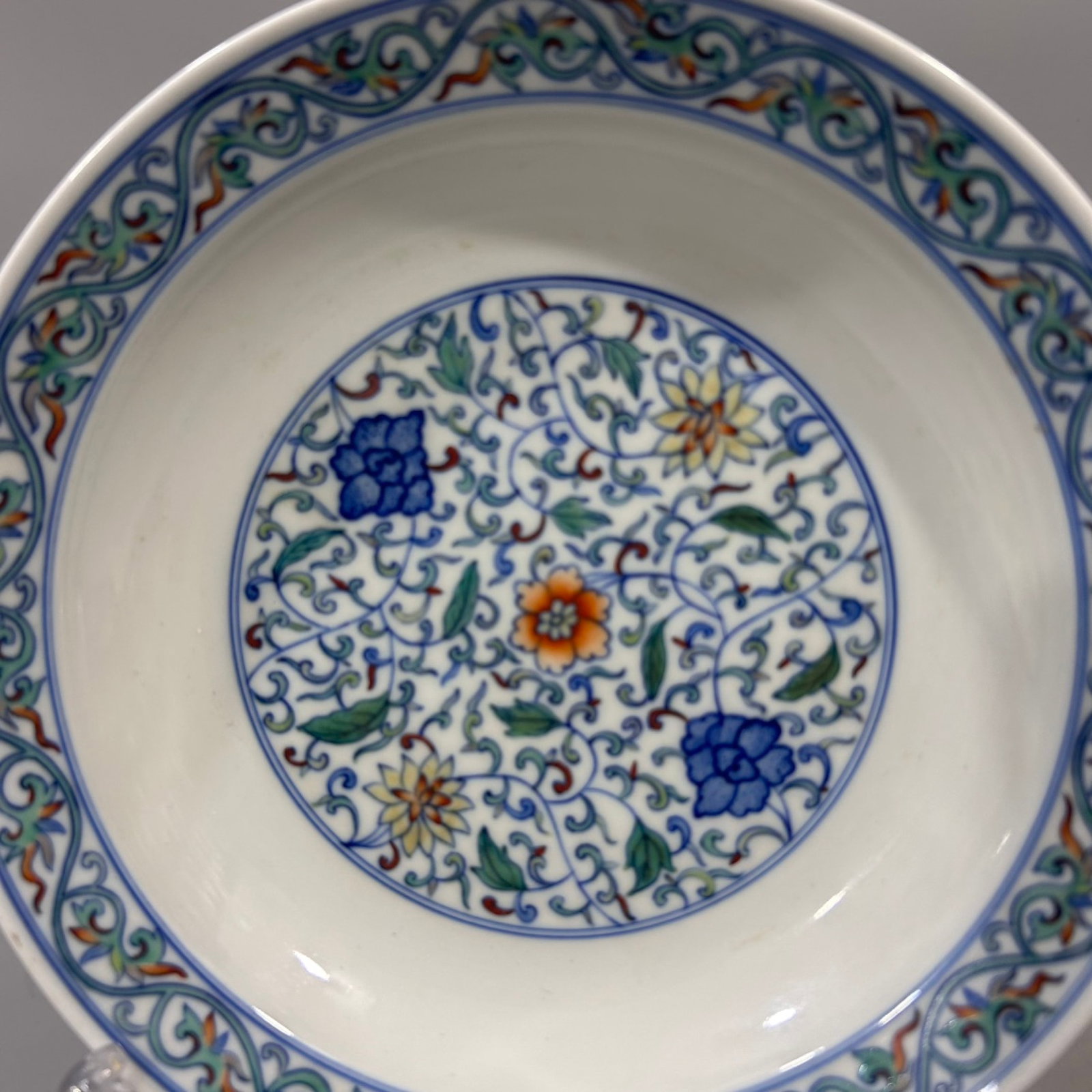 An Exquisite Doucai Lotus Pattern Plate - 2