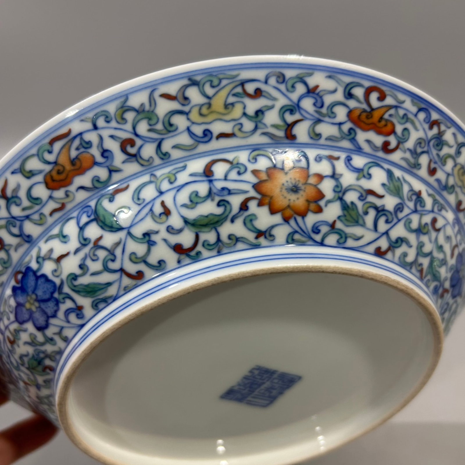 An Exquisite Doucai Lotus Pattern Plate - 5