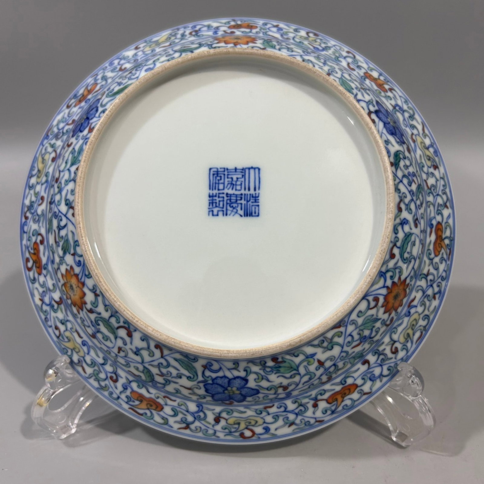 An Exquisite Doucai Lotus Pattern Plate - 6