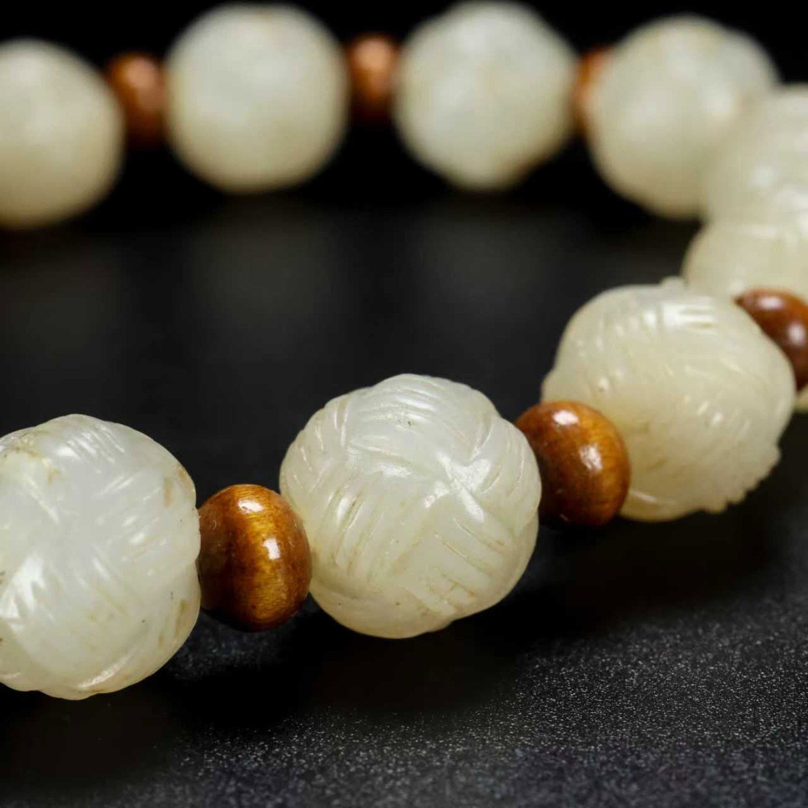 An Exquisite White Jade Bracelets - 8