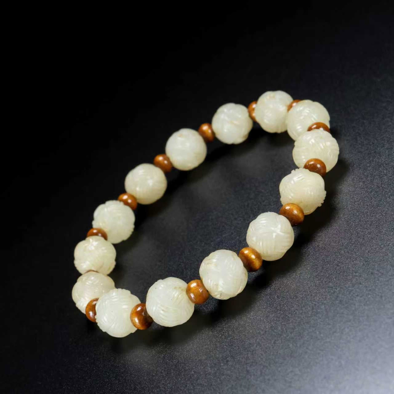 An Exquisite White Jade Bracelets - 9