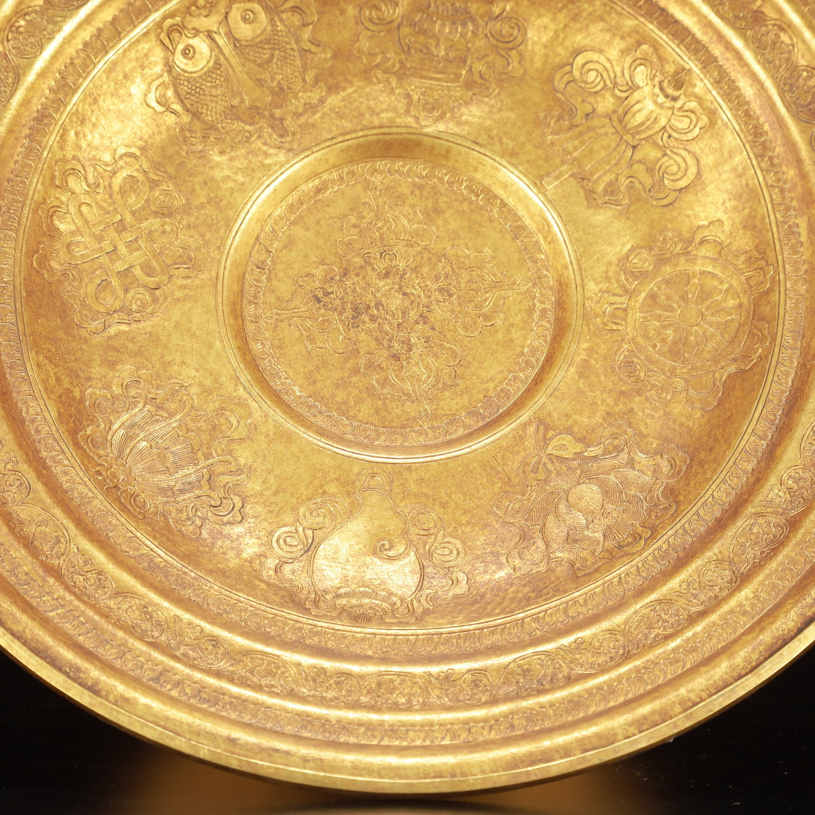 An Exquisite Gilt Bronze Eight Treasures Pattern Stem Plate - 7