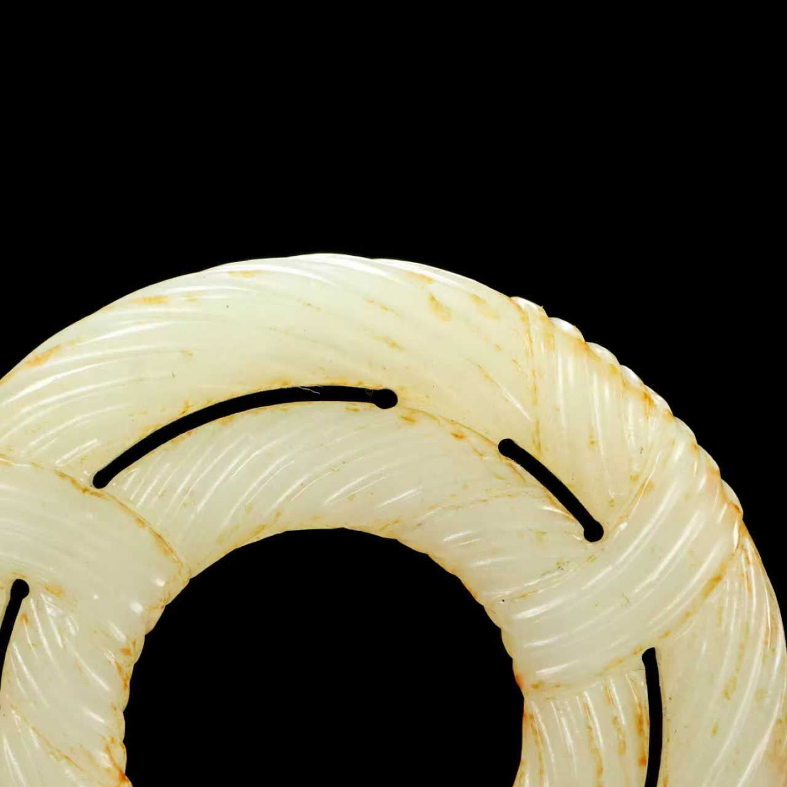 An Exquisite White Jade Pendant - 5