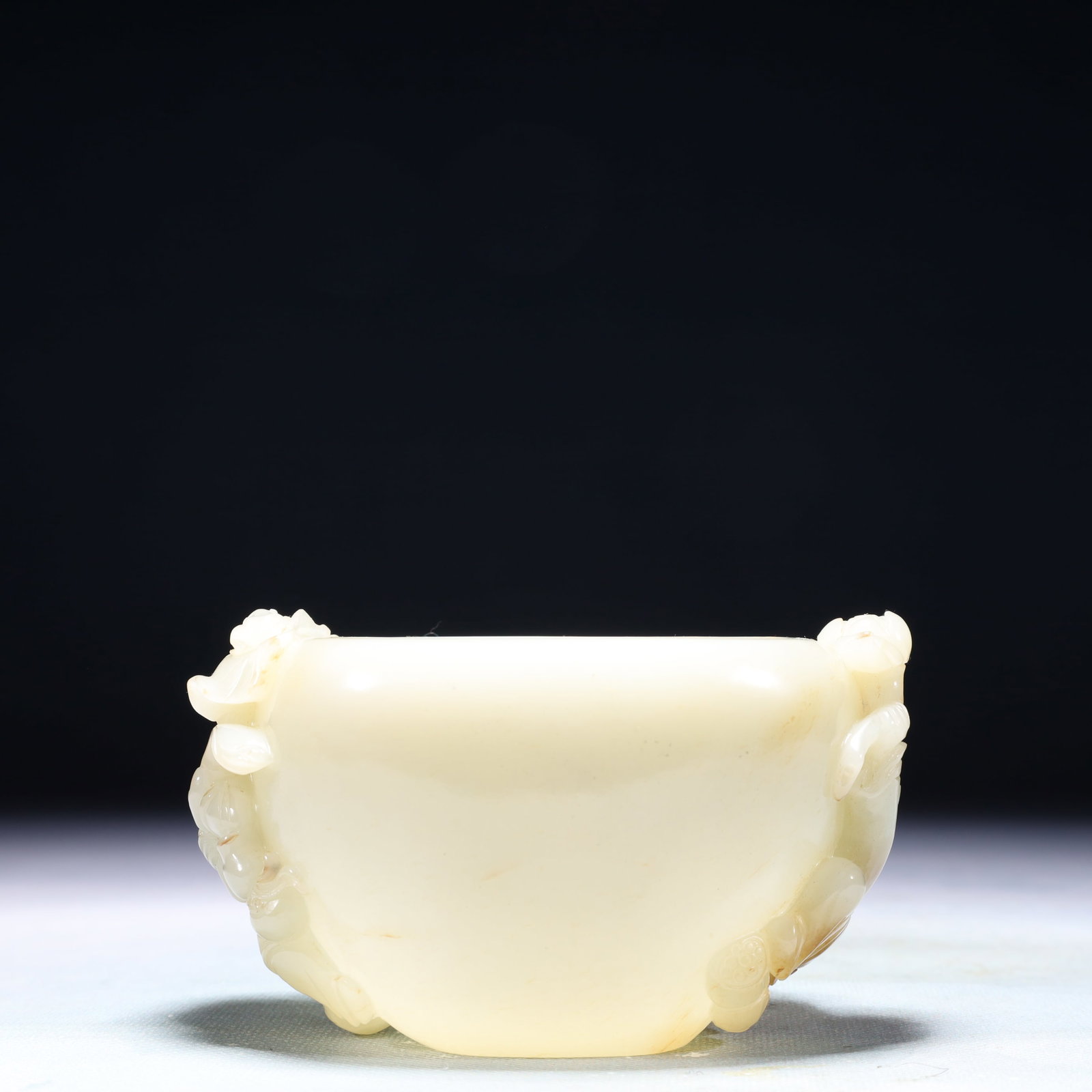An Exquisite White Jade Figure Pattern Cup - 5