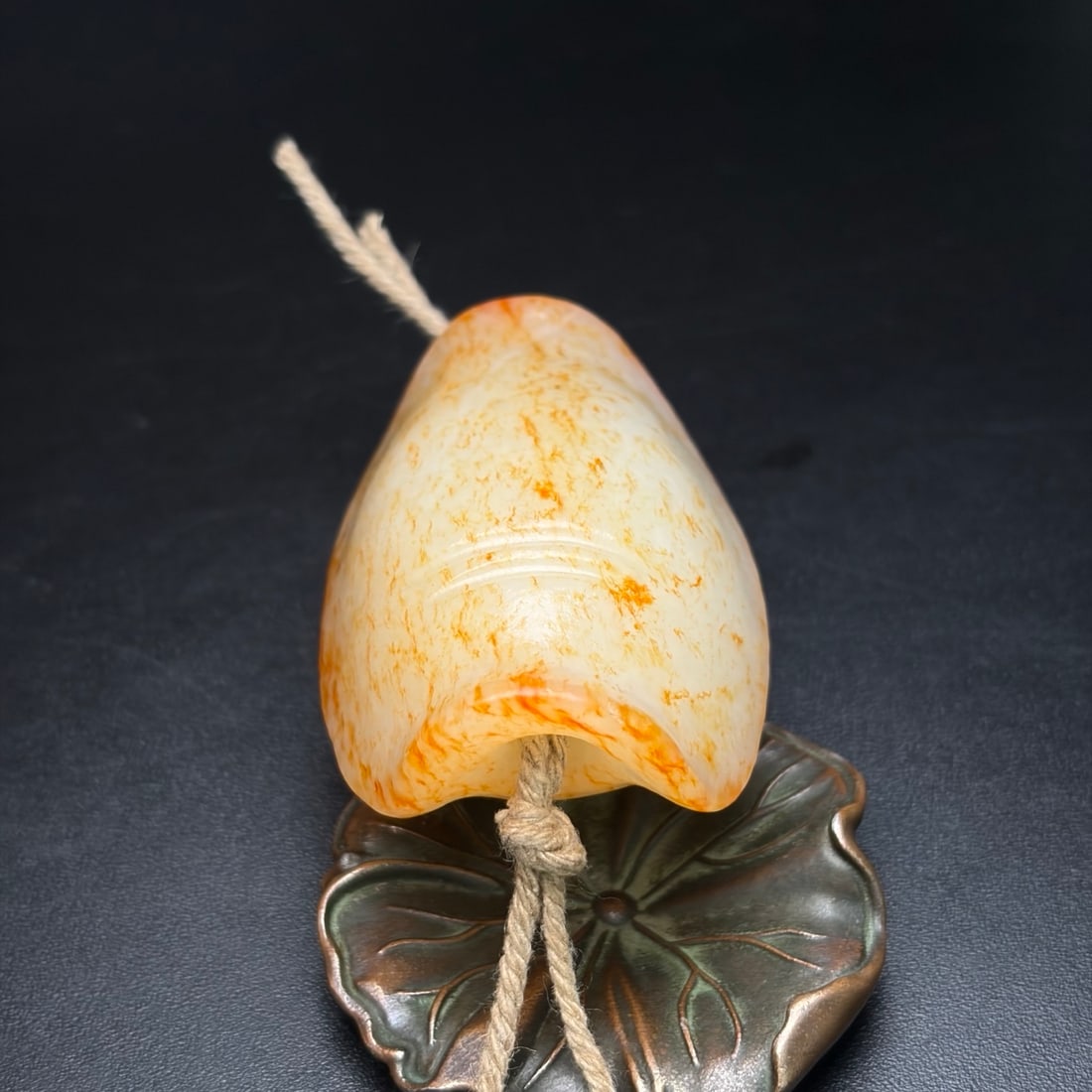 An Exquisite White Jade Turtle shell-Shaped Pendant - 5