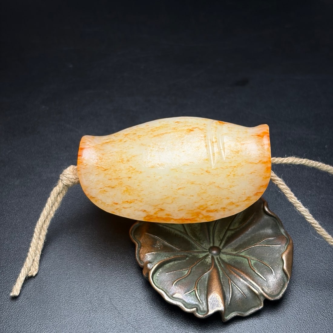 An Exquisite White Jade Turtle shell-Shaped Pendant - 7