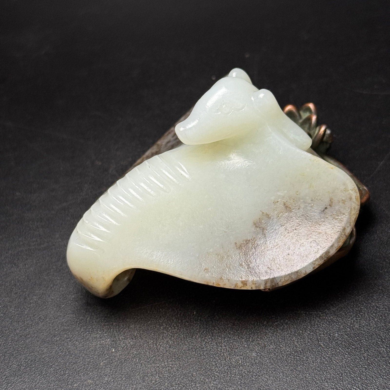 An Exquisite White Jade Snake Pendant - 4