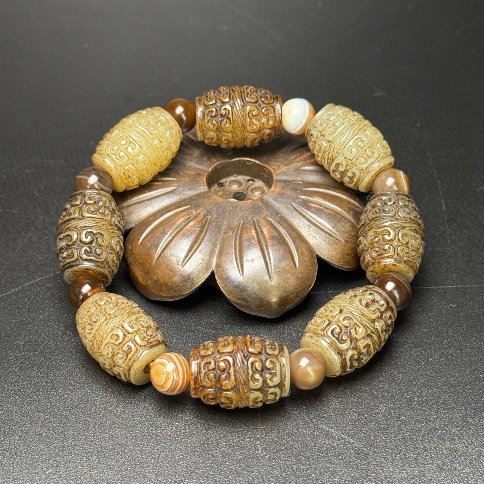 An Exquisite White Jade Ruyi Pattern Bracelets - 6