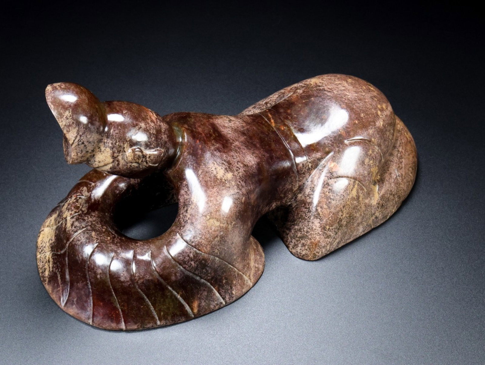 An Exquisite Archaic Jade Figure-Shaped Pillow: An Exquisite Archaic Jade Figure-Shaped Pillow,Ancient Time,China,Size:13.8inx5.9inx6.3in,Weight:5300g