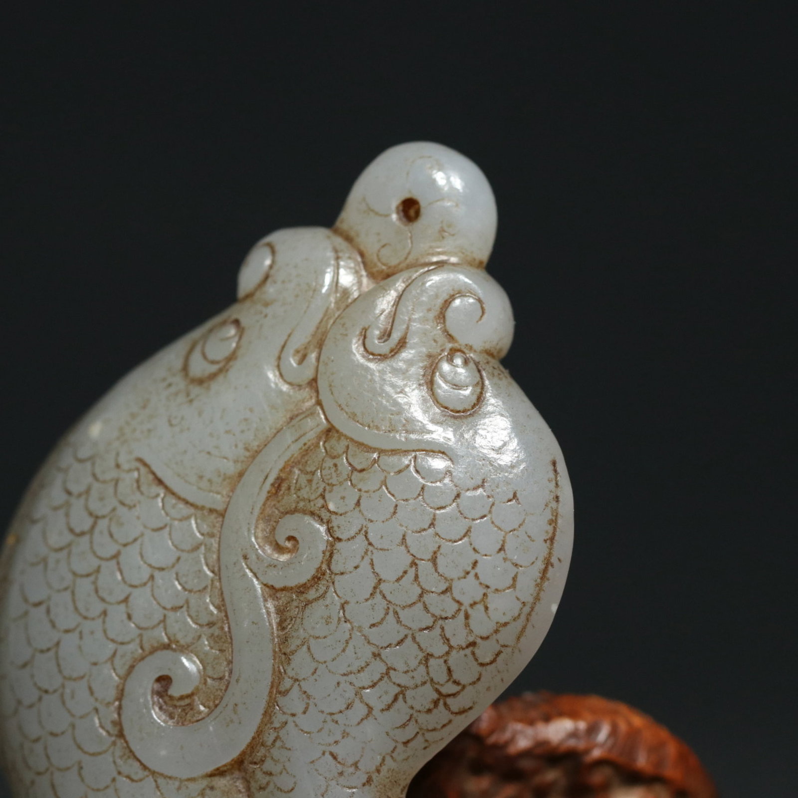 An Exquisite White Jade Fish Pendant - 5