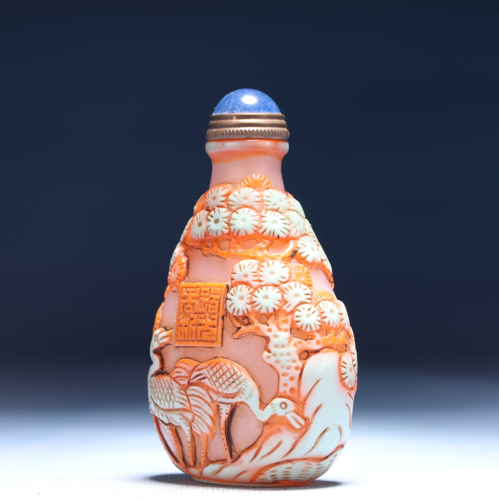 An Exquisite Glass Pine and Crane Pattern Snuff Bottle - 6