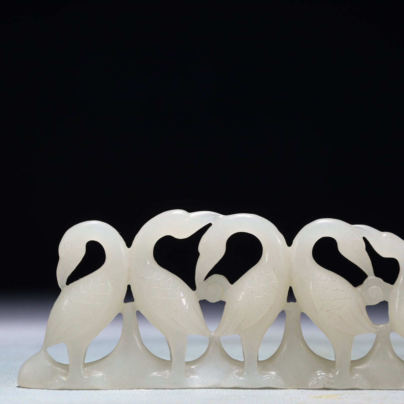 An Exquisite White Jade Crane Brush Holder - 2