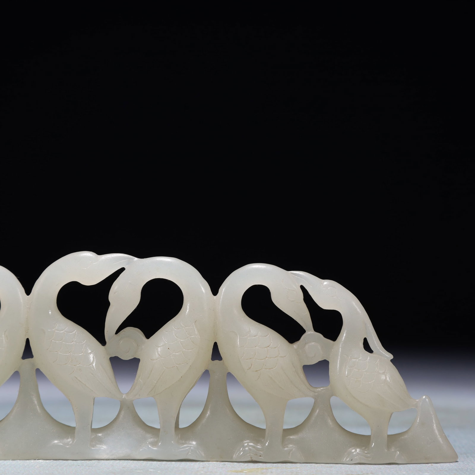 An Exquisite White Jade Crane Brush Holder - 3
