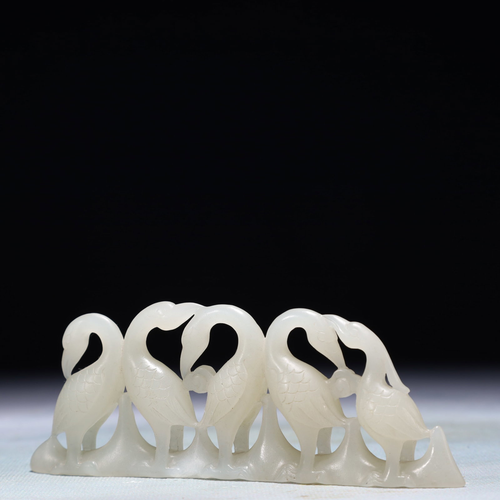 An Exquisite White Jade Crane Brush Holder - 4