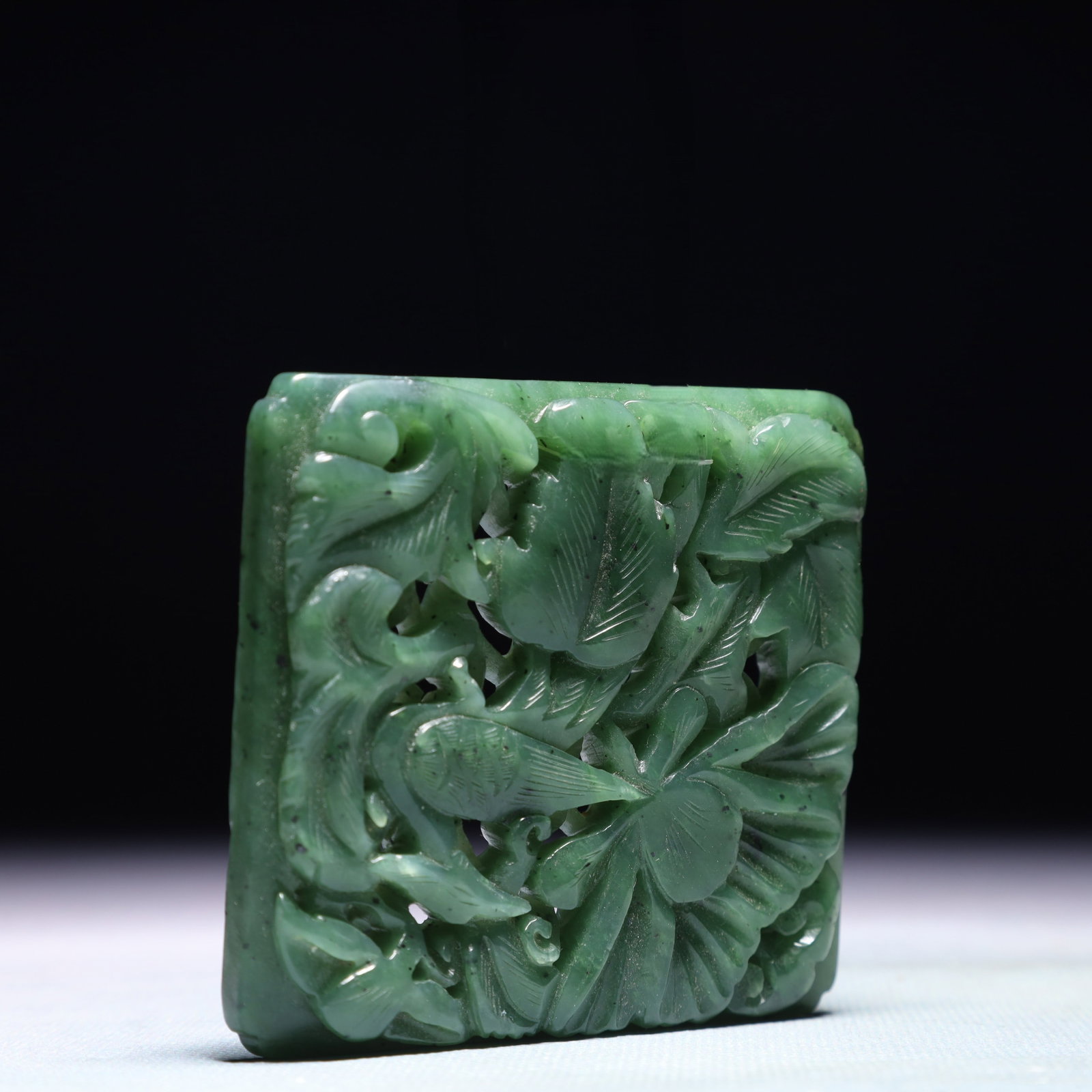 An Exquisite Jasper Flower Pattern Pendant - 3