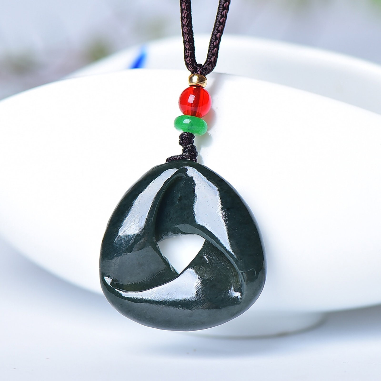 An Exquisite Sapphire Pendant - 3