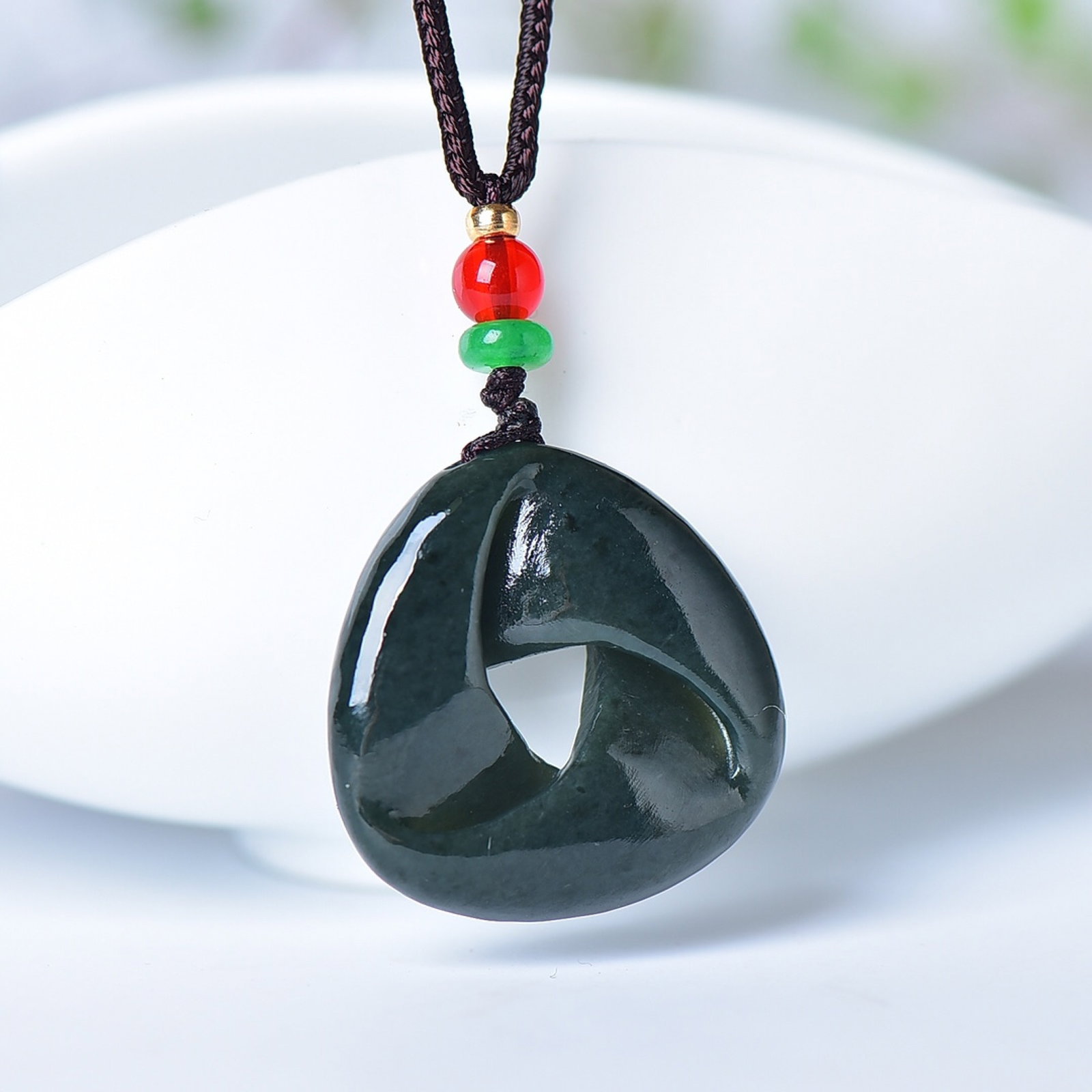 An Exquisite Sapphire Pendant - 4
