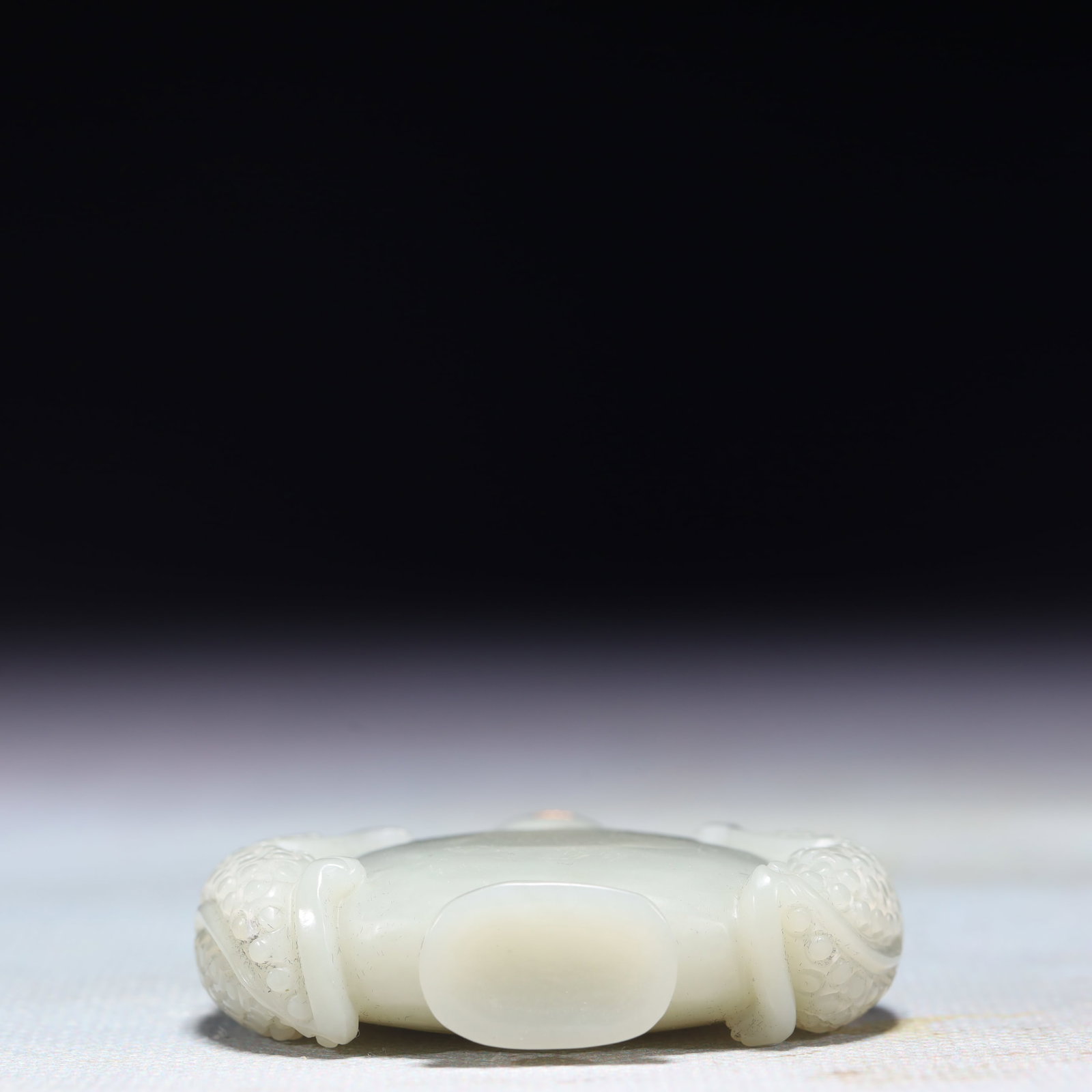 An Exquisite White Jade Beast Pattern Snuff Bottle - 7