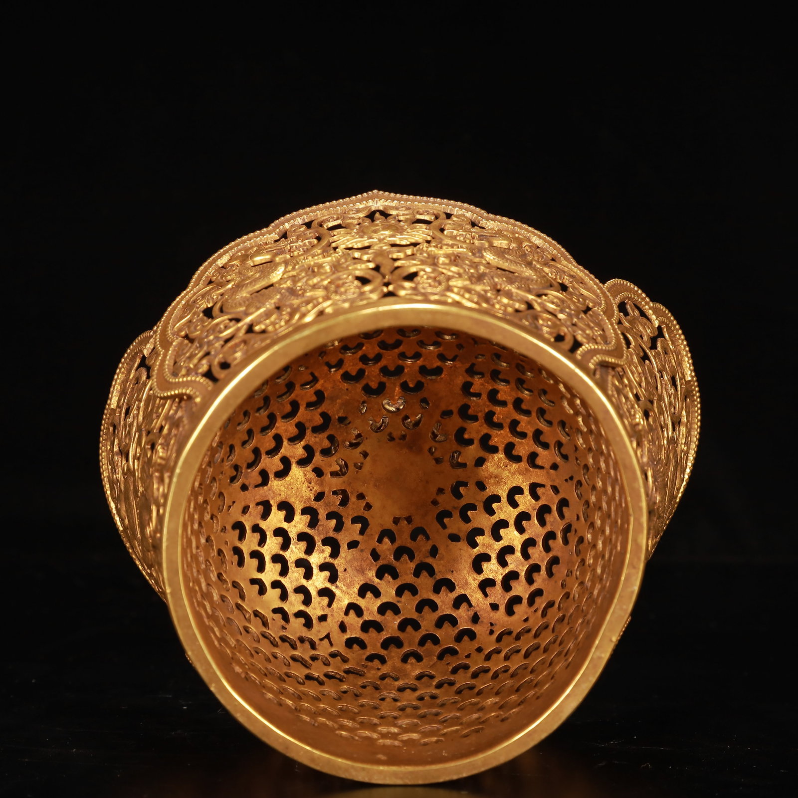 An Exquisite Cloisonne Gilt Dragon coronet - 6
