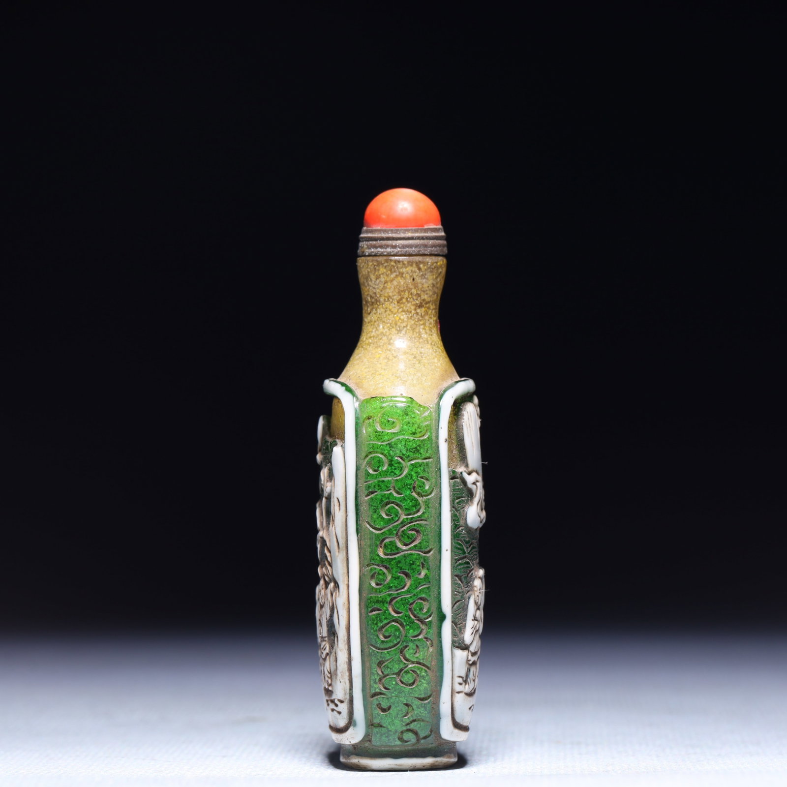 An Exquisite Glass Figure Pattern Snuff Bottle - 6