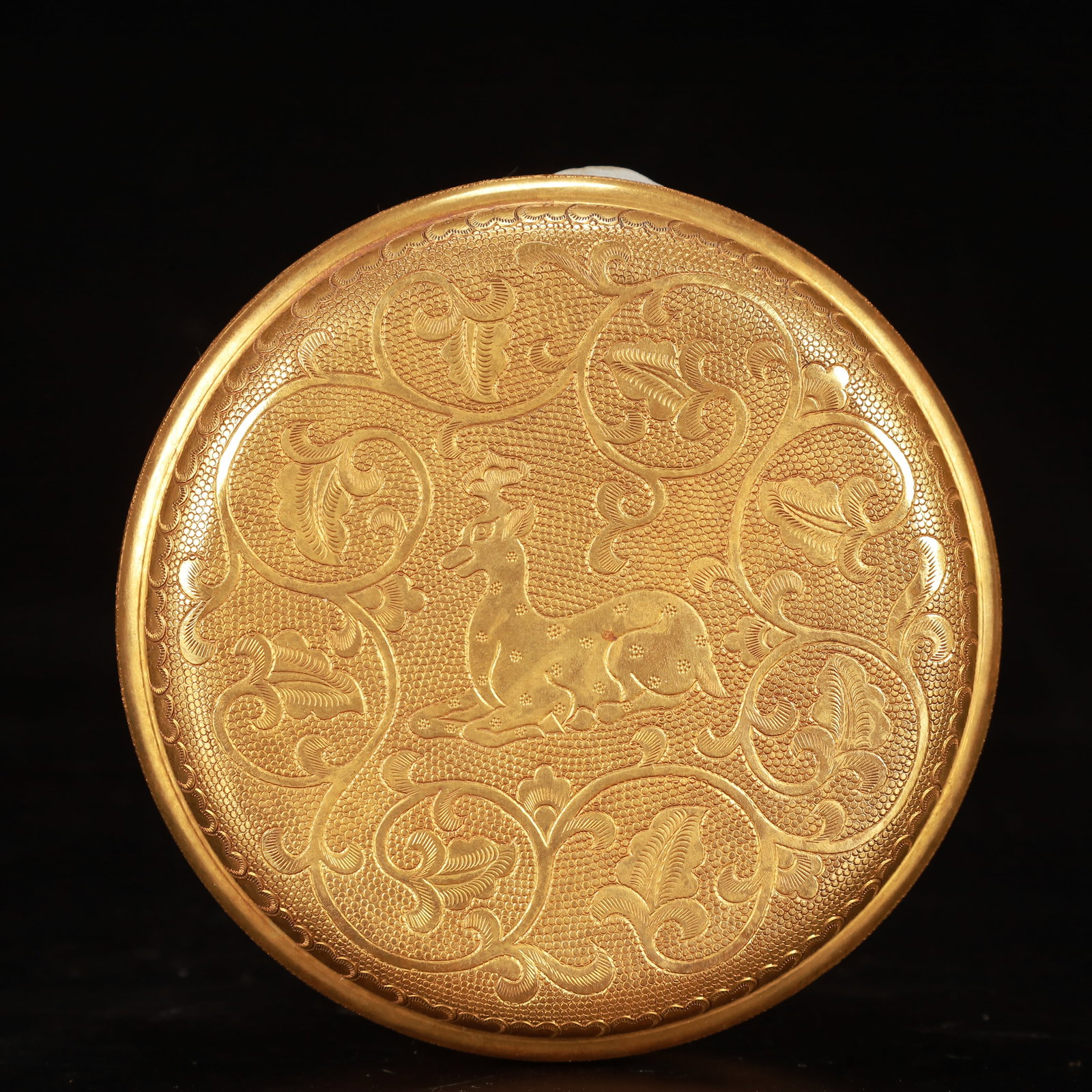 An Exquisite Gilt Bronze Deer Pattern Jar with Cover - 6