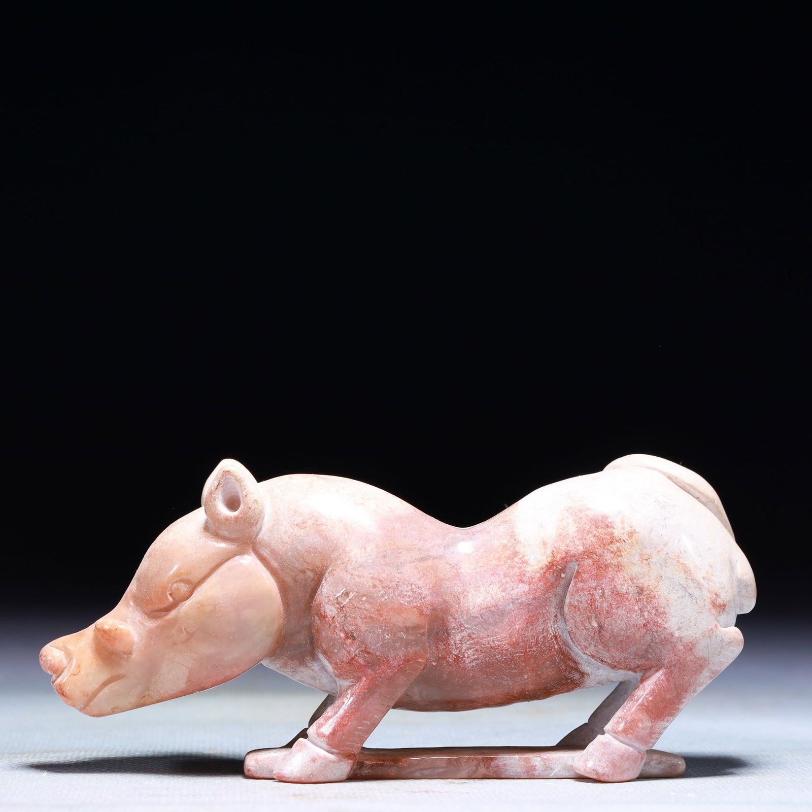 An Exquisite Archaic Jade Pig Ornament: An Exquisite Archaic Jade Pig Ornament,Ancient Time,China,Size:3.5inx1.2inx2.2in,Weight:244g 高古玉猪摆件中国远古时期