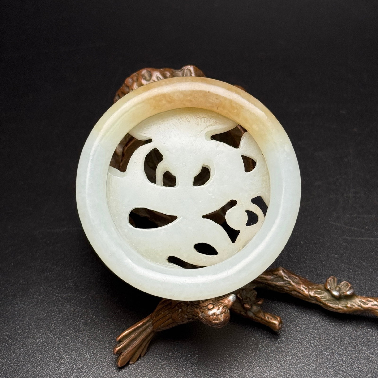 An Exquisite White Jade Hollow Dragon Pattern Pendant - 2