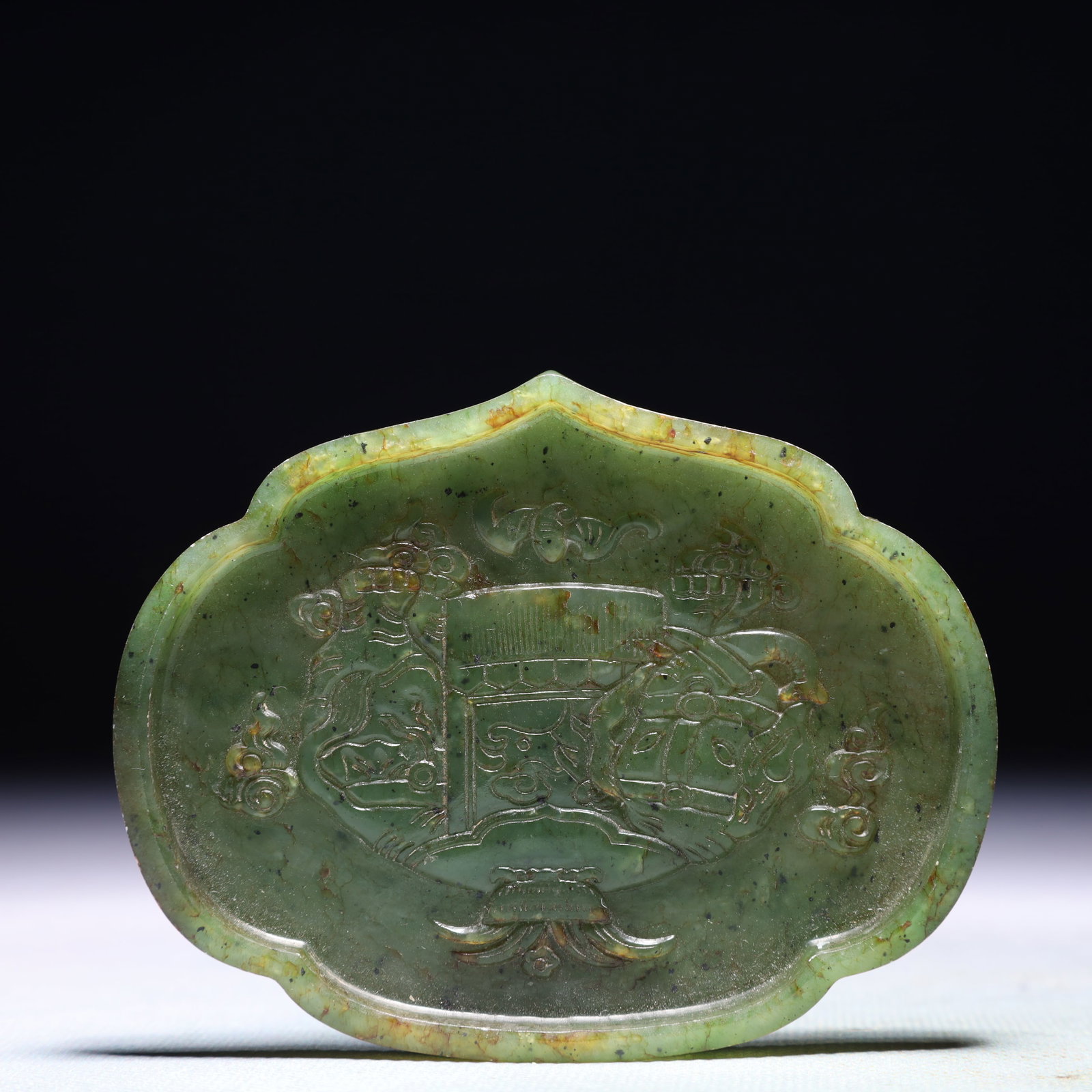 An Exquisite Jasper Elephant Pattern Brush Washer: An Exquisite Jasper Elephant Pattern Brush Washer,Qing Dynasty,China,Size:3.7inx3in,Weight:88.5g 碧玉象纹笔洗,中国清代