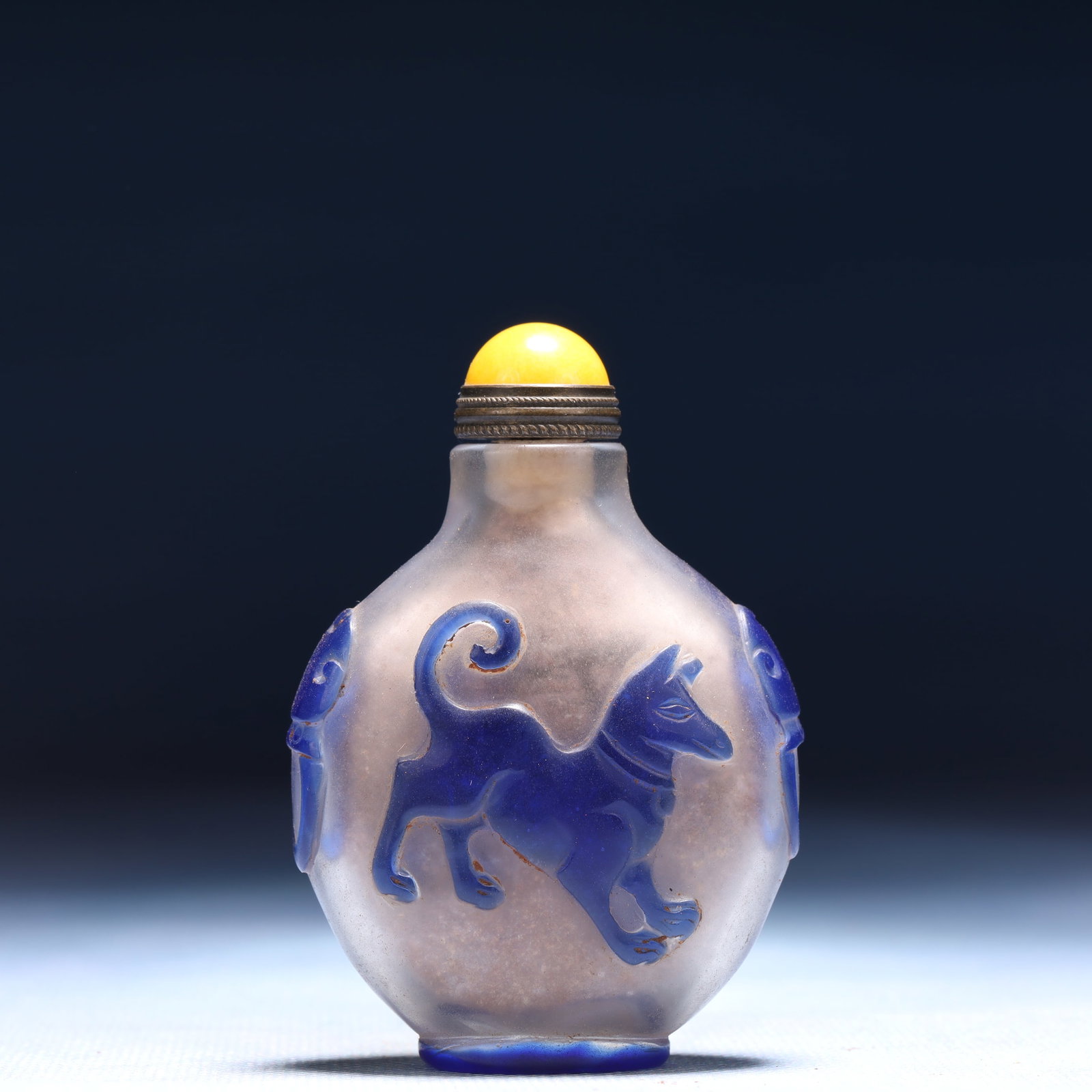 An Exquisite Glass Dog Pattern Snuff Bottle - 4