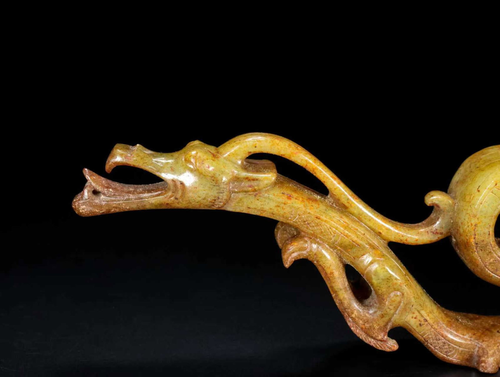 An Exquisite White Jade Dragon Pattern Candlestick - 3