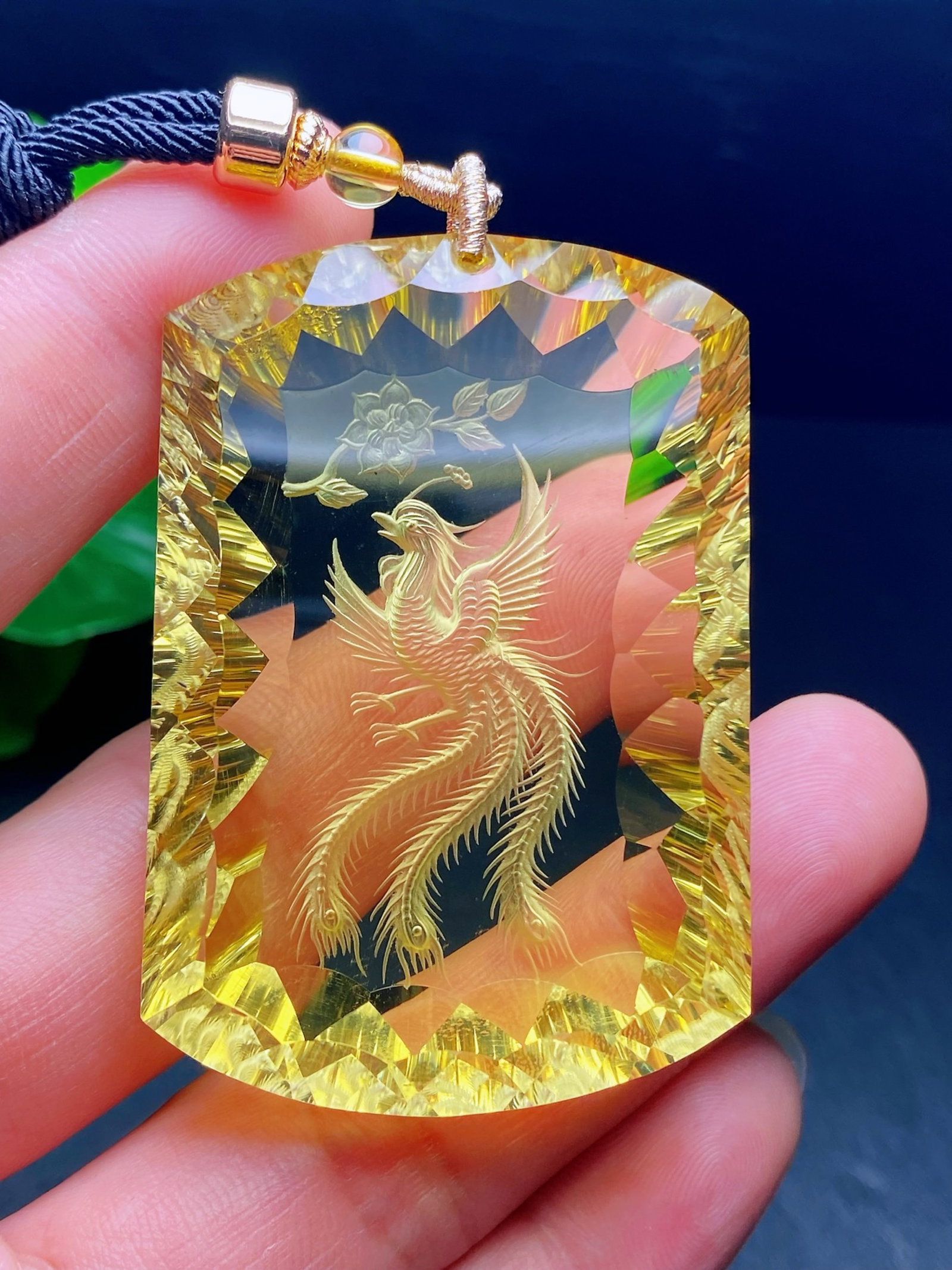 An Exquisite Crystal Phoenix Pattern Pendant - 2
