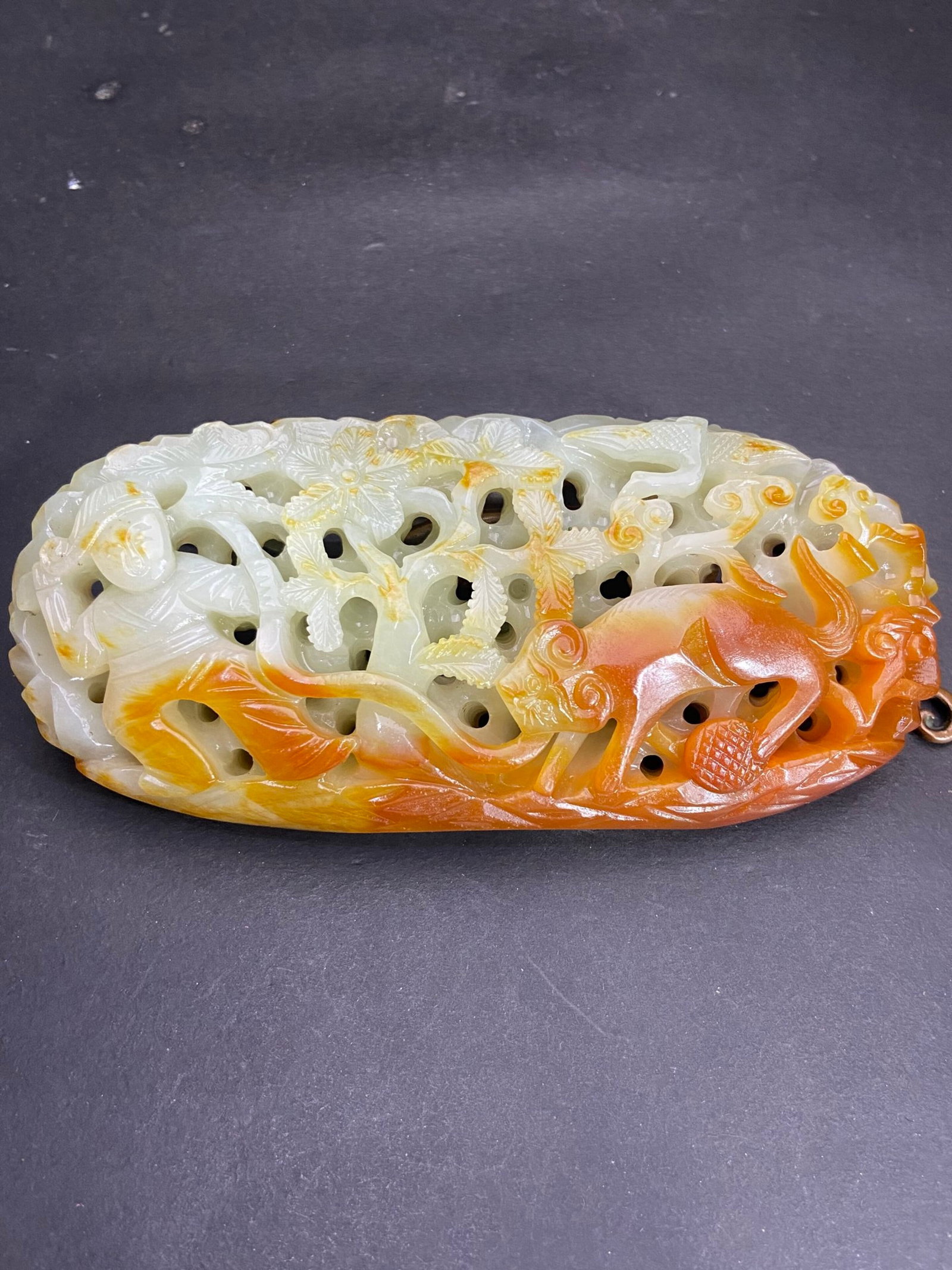 An Exquisite White Jade Hollow FigureLion Pattern Ornament: An Exquisite White Jade Hollow FigureLion Pattern Ornament,Qing Dynasty,China,Size:155mmx71mmx30mm,Weight:417g