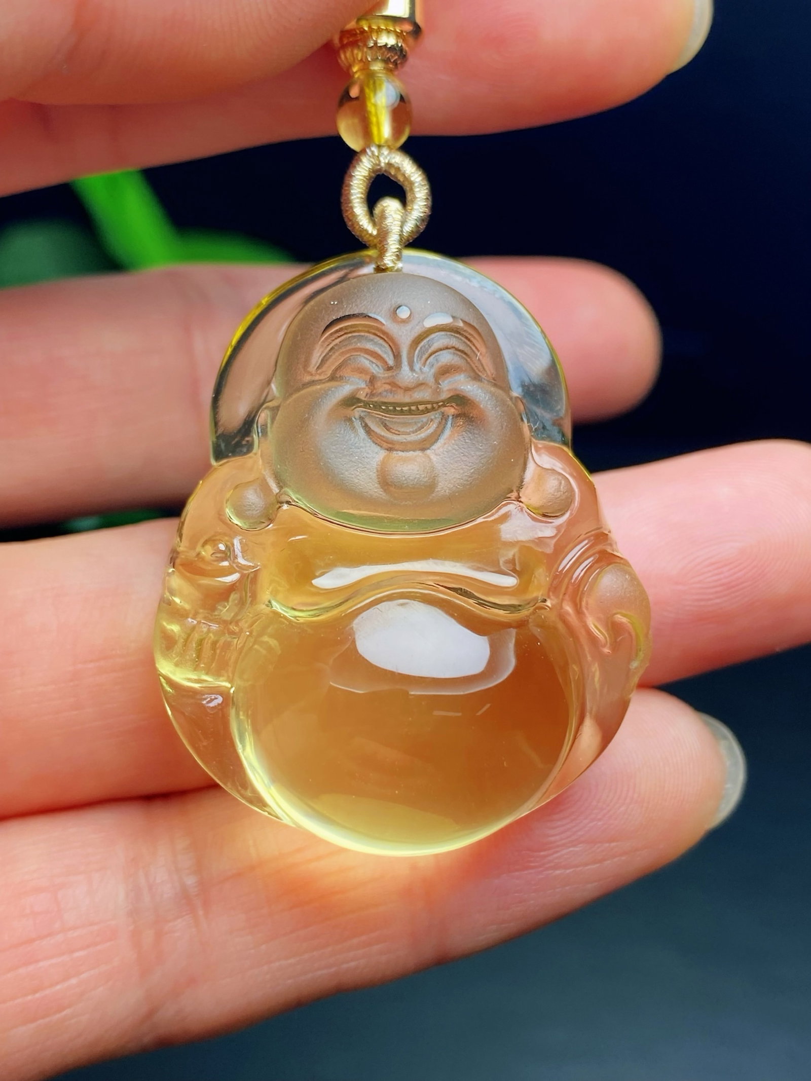 An Exquisite Crystal Statue of Maitreya Buddha Pendant: An Exquisite Crystal Statue of Maitreya Buddha Pendant,Size:40mmx32mmx16mm,Weight:30.8g 水晶弥勒佛像吊坠