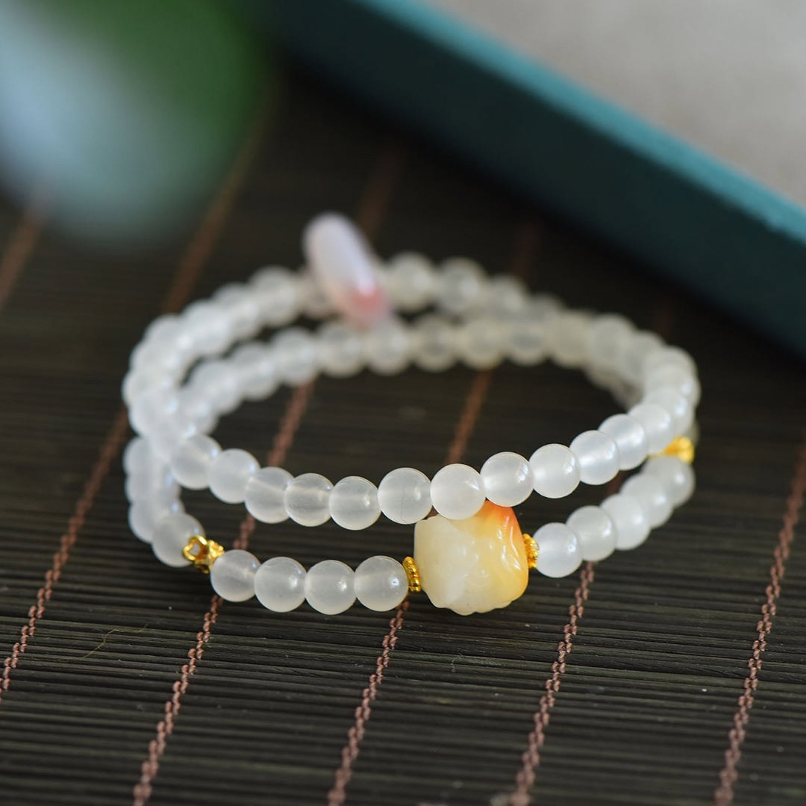 An Exquisite White Jade Bracelets - 5