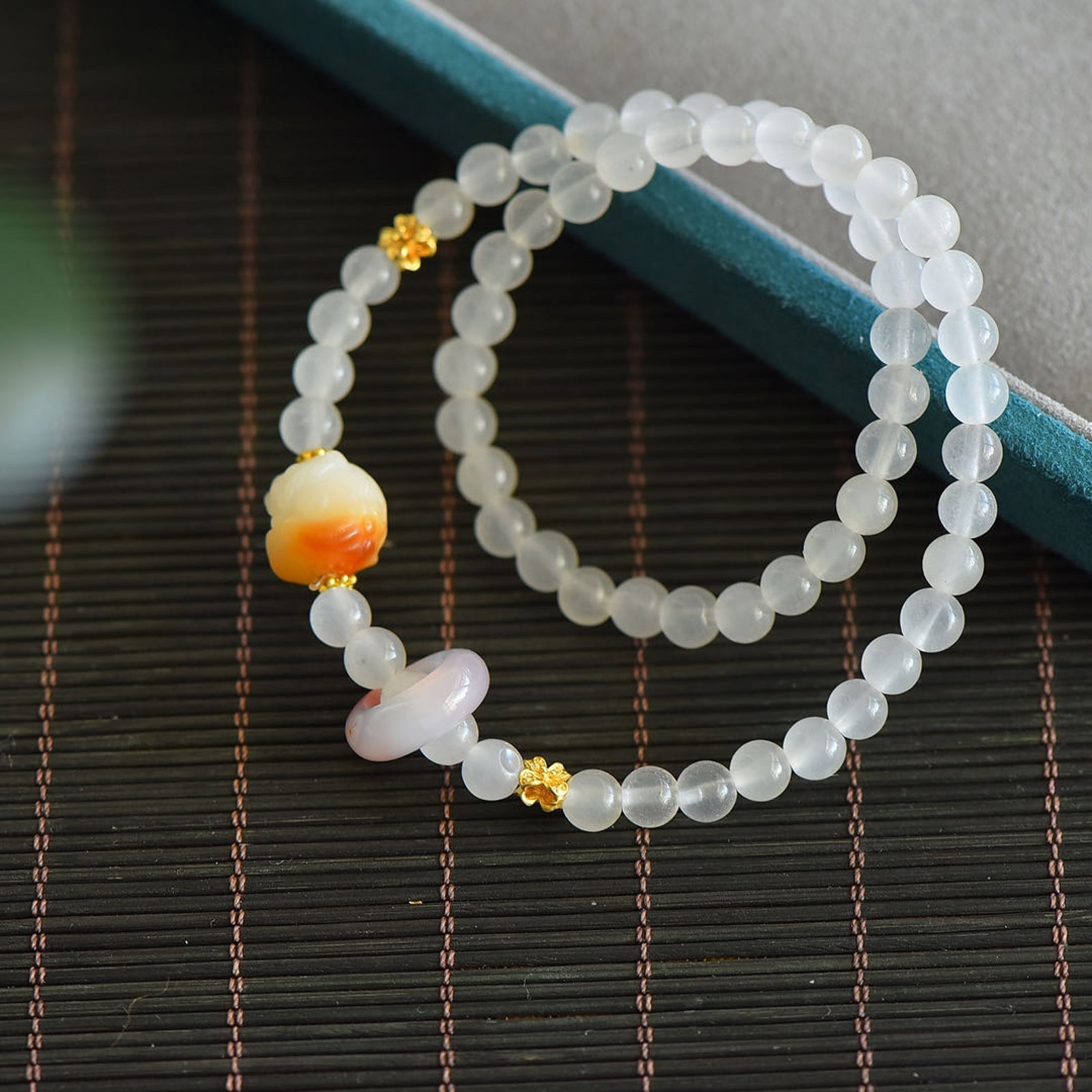 An Exquisite White Jade Bracelets - 6