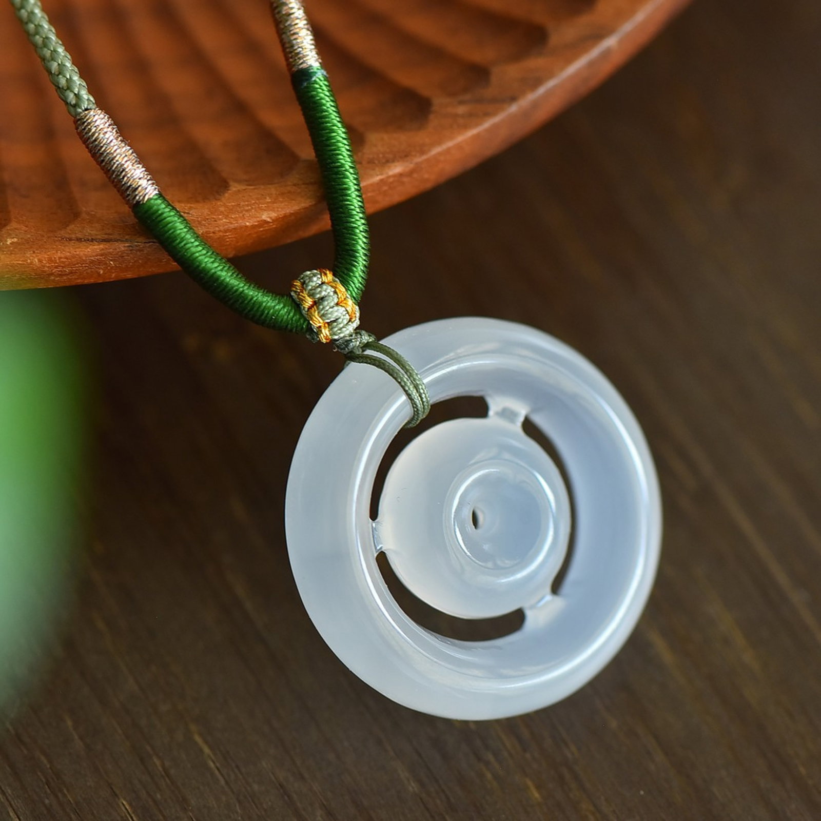 An Exquisite Pendant: An Exquisite Pendant,Size:30mmx30mm 【寓意】平安团圆 吊坠