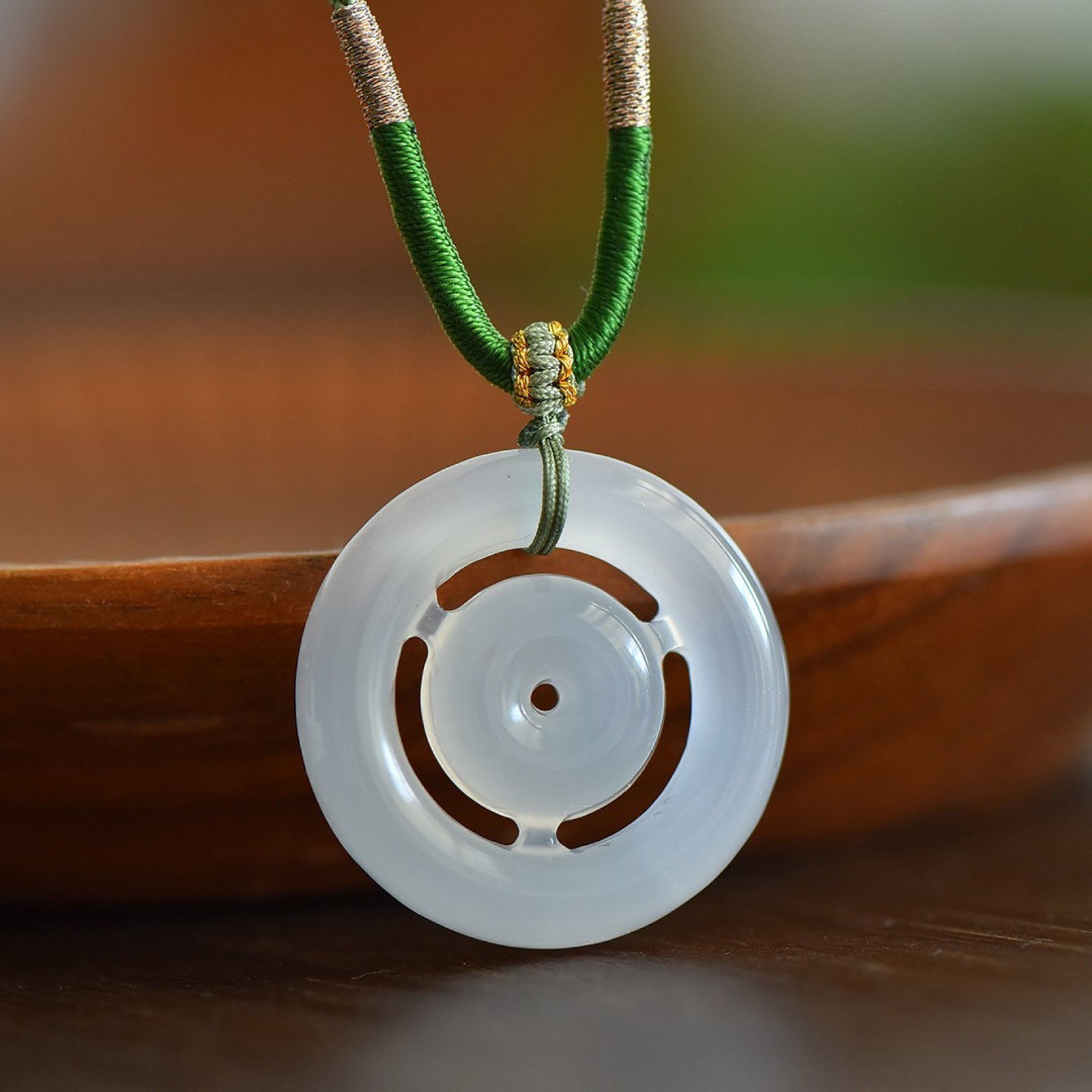 An Exquisite Pendant - 5