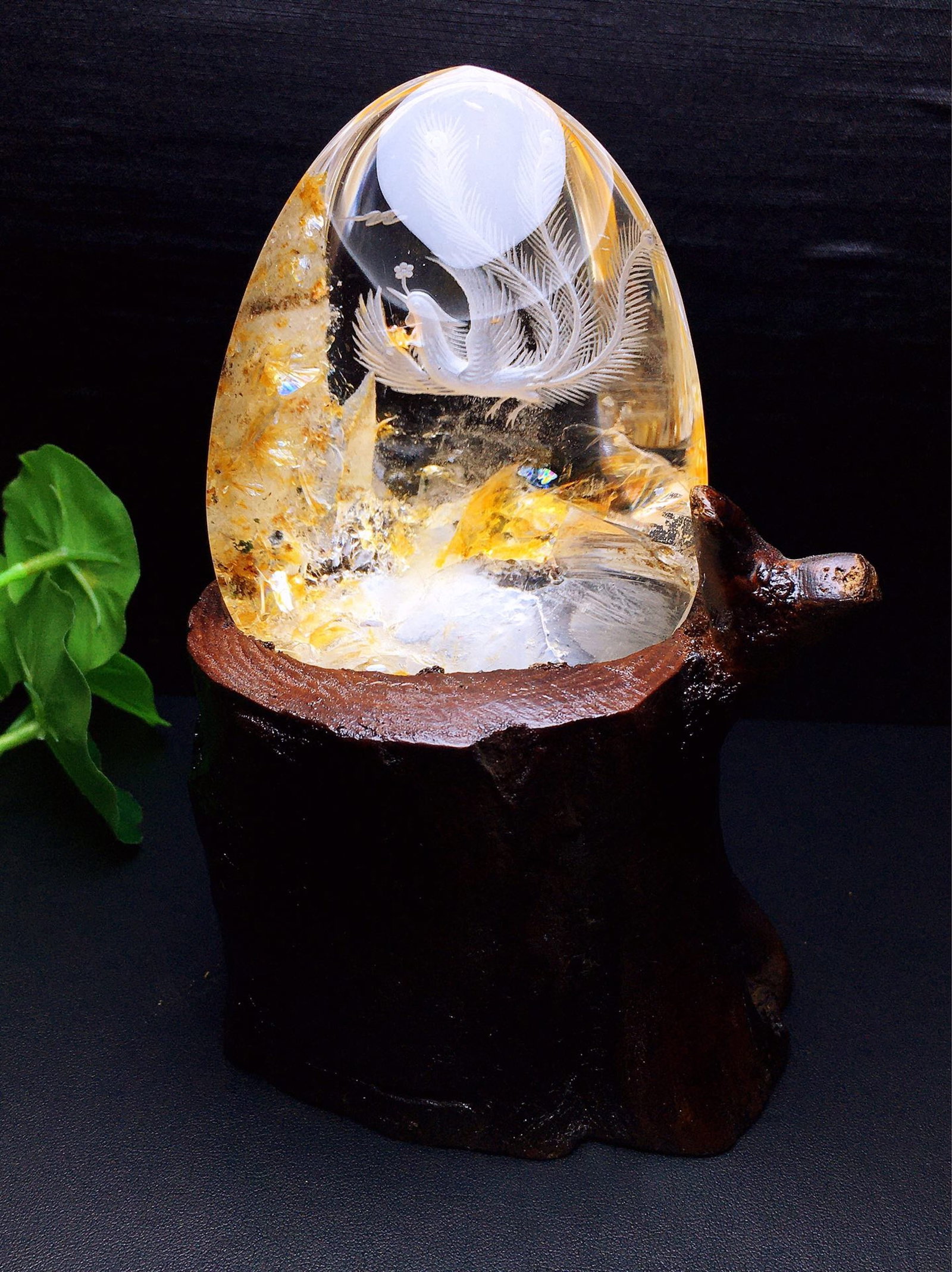 An Exquisite Crystal Phoenix Pattern Ornament - 3