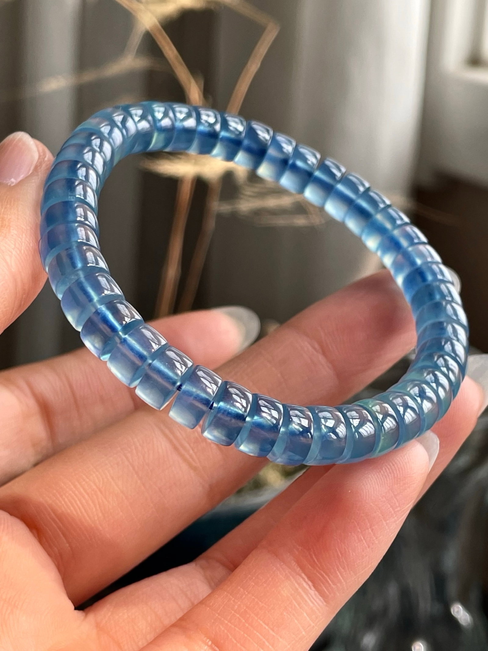 An Exquisite Aquamarine Bracelets: An Exquisite Aquamarine Bracelets,Size:7.4mmx4mm,Weight:18.2g 海蓝宝手串