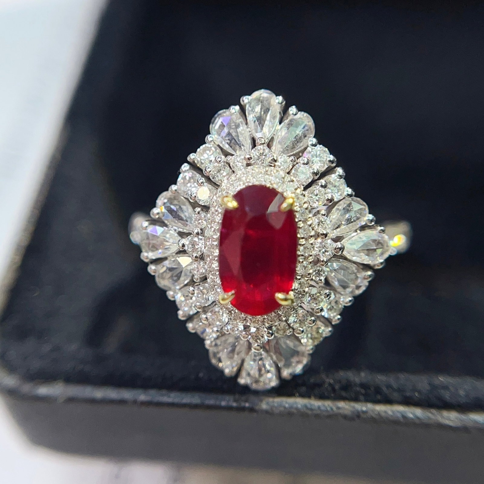 A Exquisite 18k Gold Inlaid 1.15ct Natural Ruby and 1.080ct Diamond Ring (1 of 5)