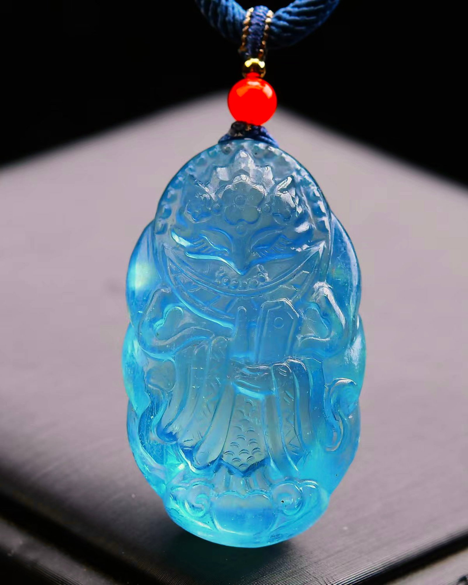 An Exquisite Aquamarine Nine-Tailed Fox Pendant: An Exquisite Aquamarine Nine-Tailed Fox Pendant,Size:37mmx22mmx15mm,Weight:22.9g 海蓝宝九尾狐吊坠