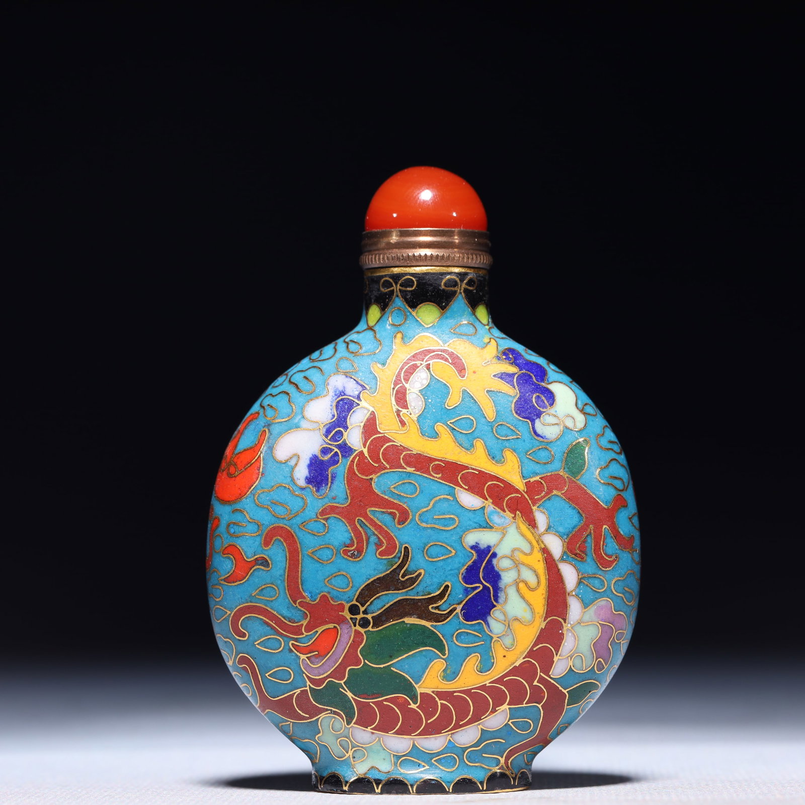 An Exquisite Cloisonne Auspicious Cloud and Dragon Pattern Snuff Bottle: An Exquisite Cloisonne Auspicious Cloud and Dragon Pattern Snuff Bottle,Qing Dynasty,China,Size:2.4inx0.8inx3.3in,Weight:80g 景泰蓝祥云龙纹鼻烟