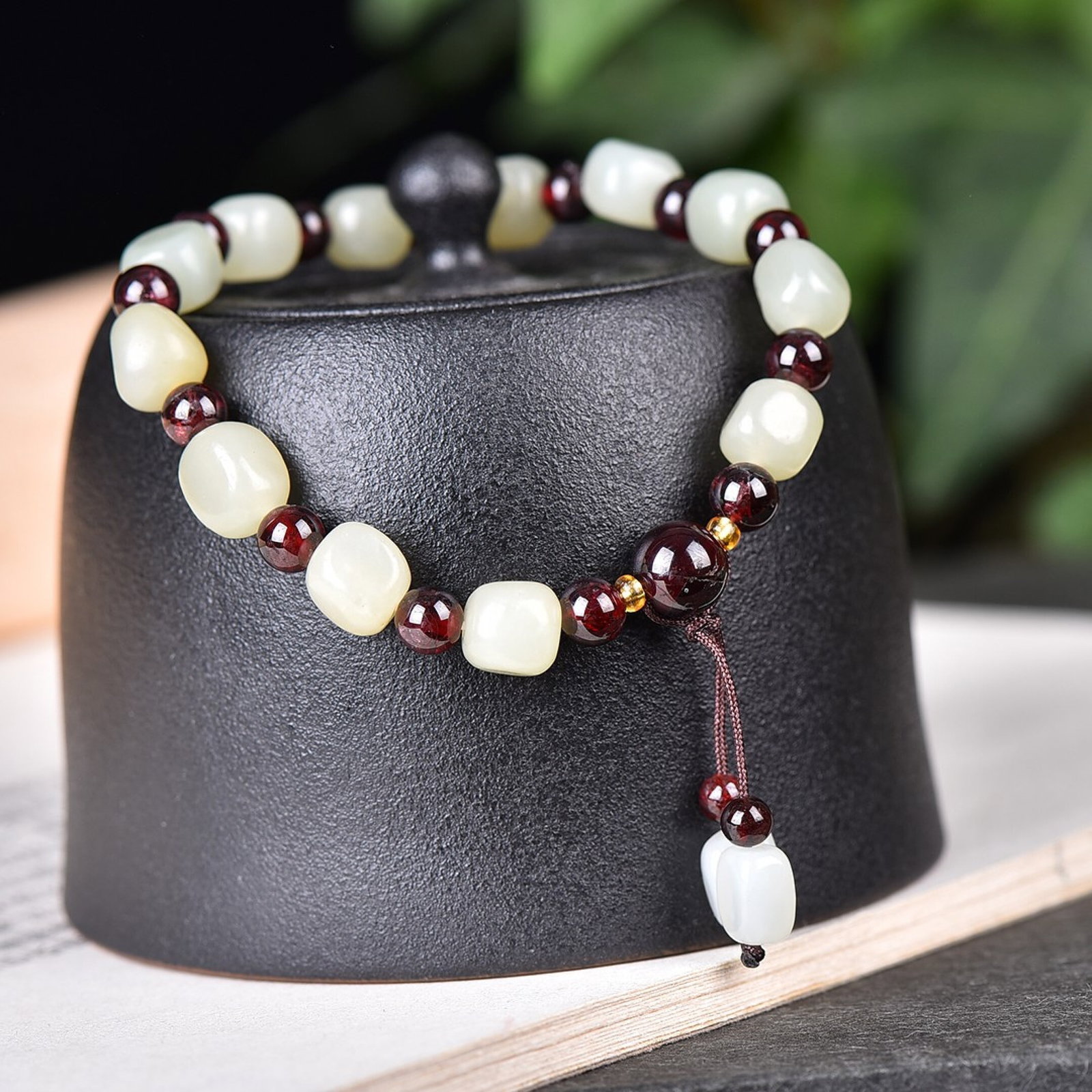 An Exquisite White Jade Bracelets - 5